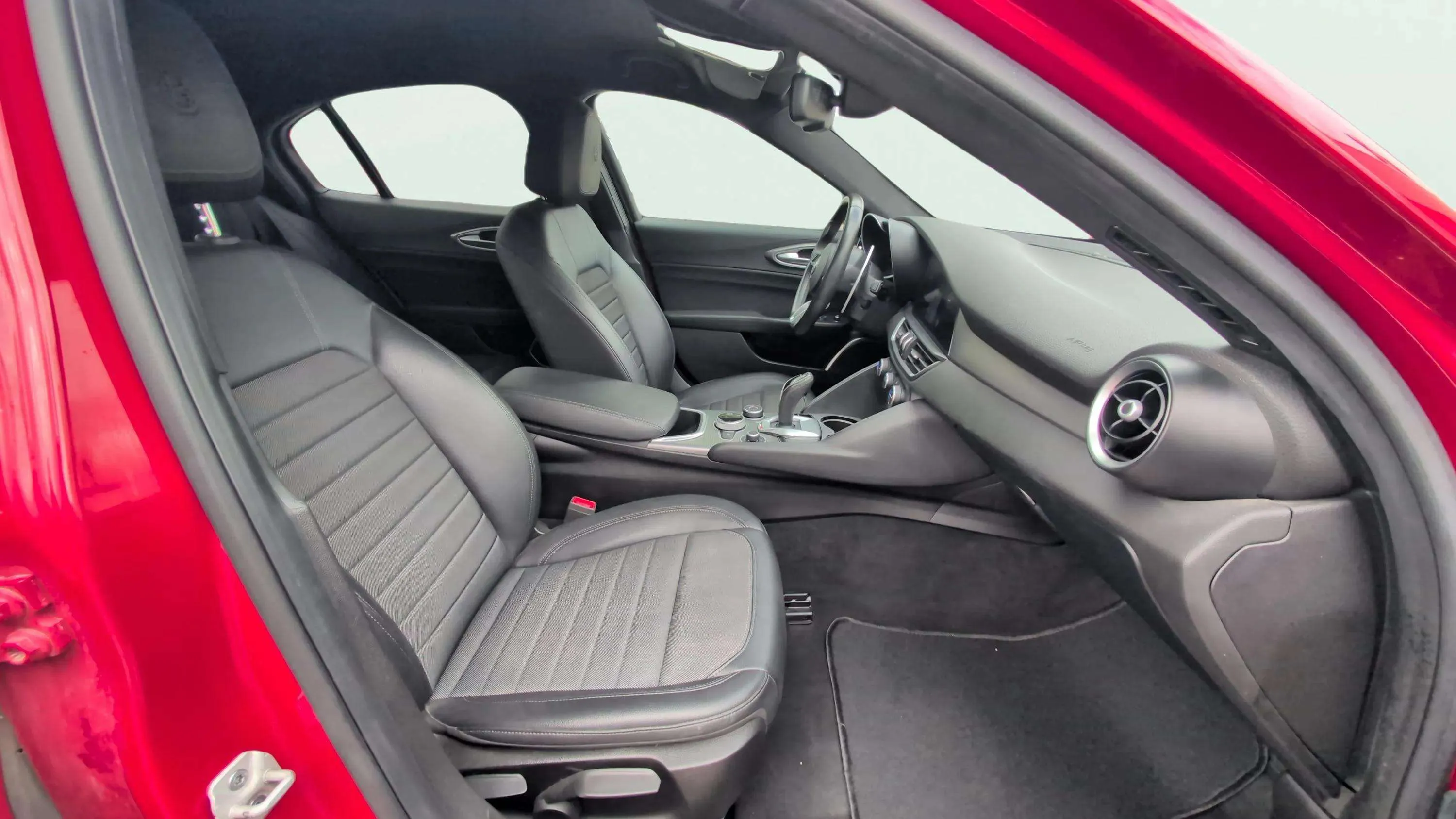 Alfa Romeo Giulia 2.2 Diesel Sprint RWD - foto 26