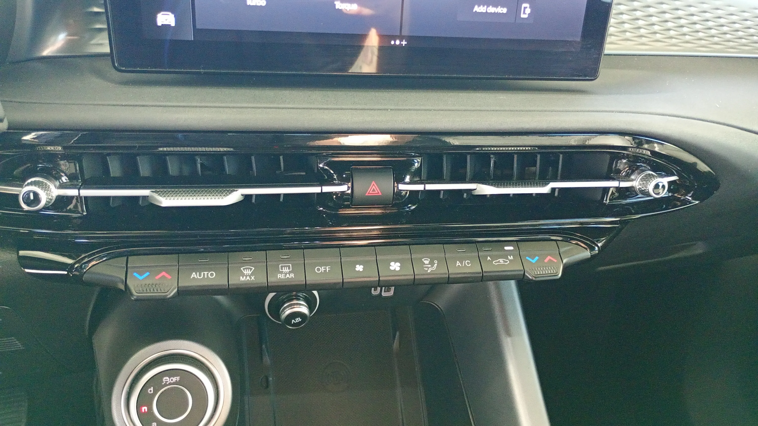 Alfa Romeo Tonale 1.5 MHEV Gasolina Sprint FWD - foto 17