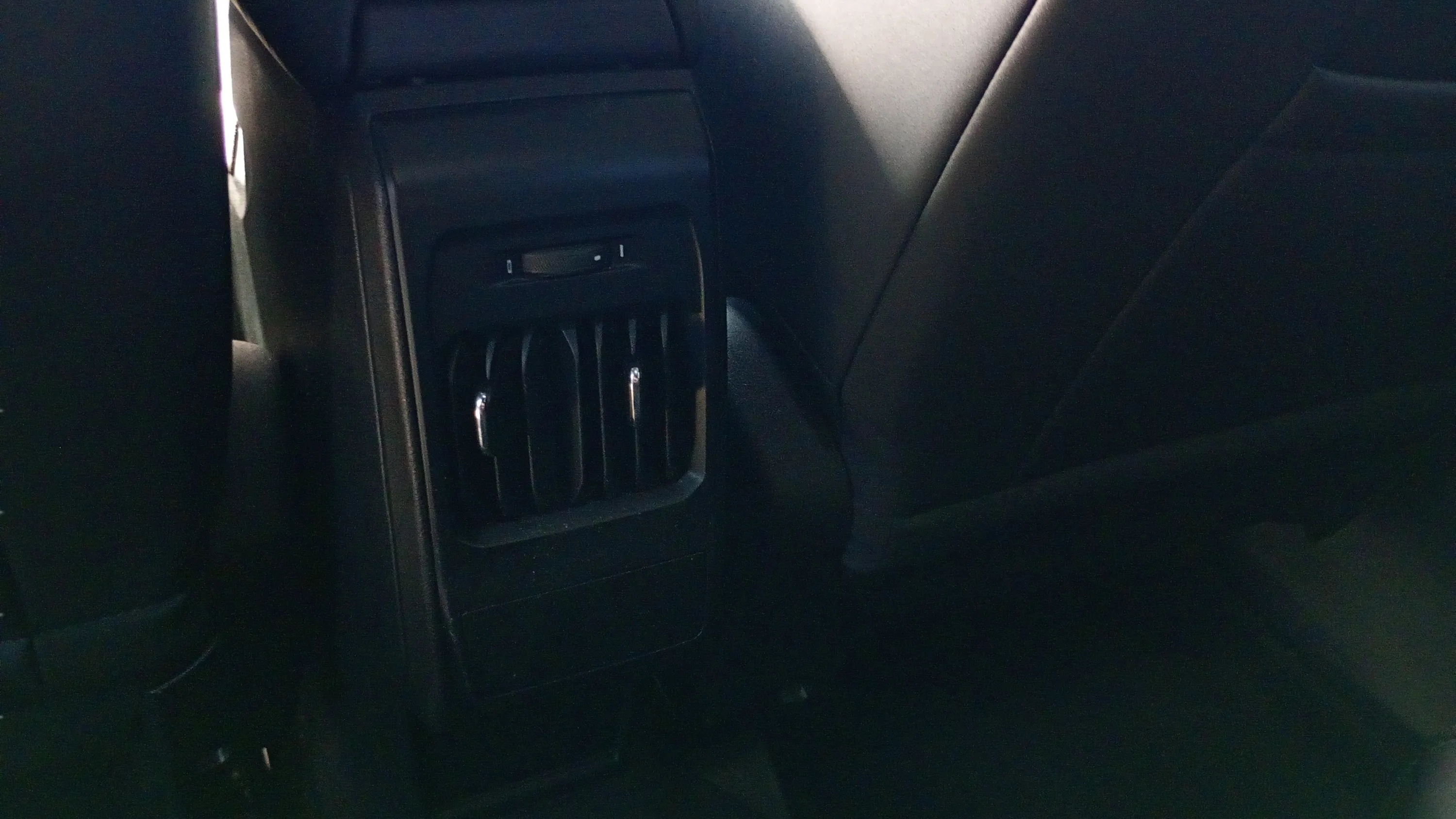Alfa Romeo Tonale 1.5 MHEV Gasolina Sprint FWD - foto 25