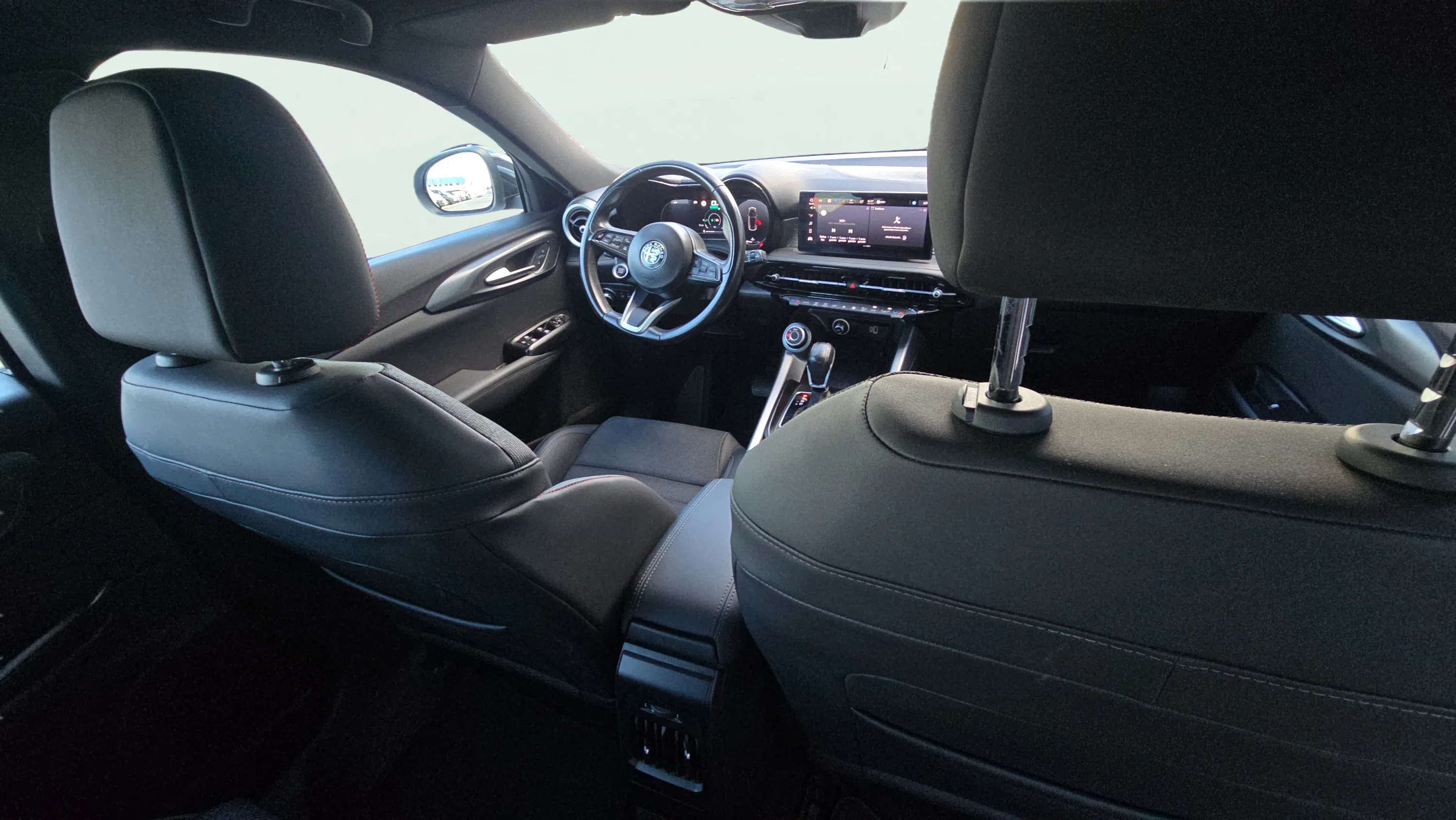 Alfa Romeo Tonale 1.5 MHEV Gasolina Speciale FWD - foto 18