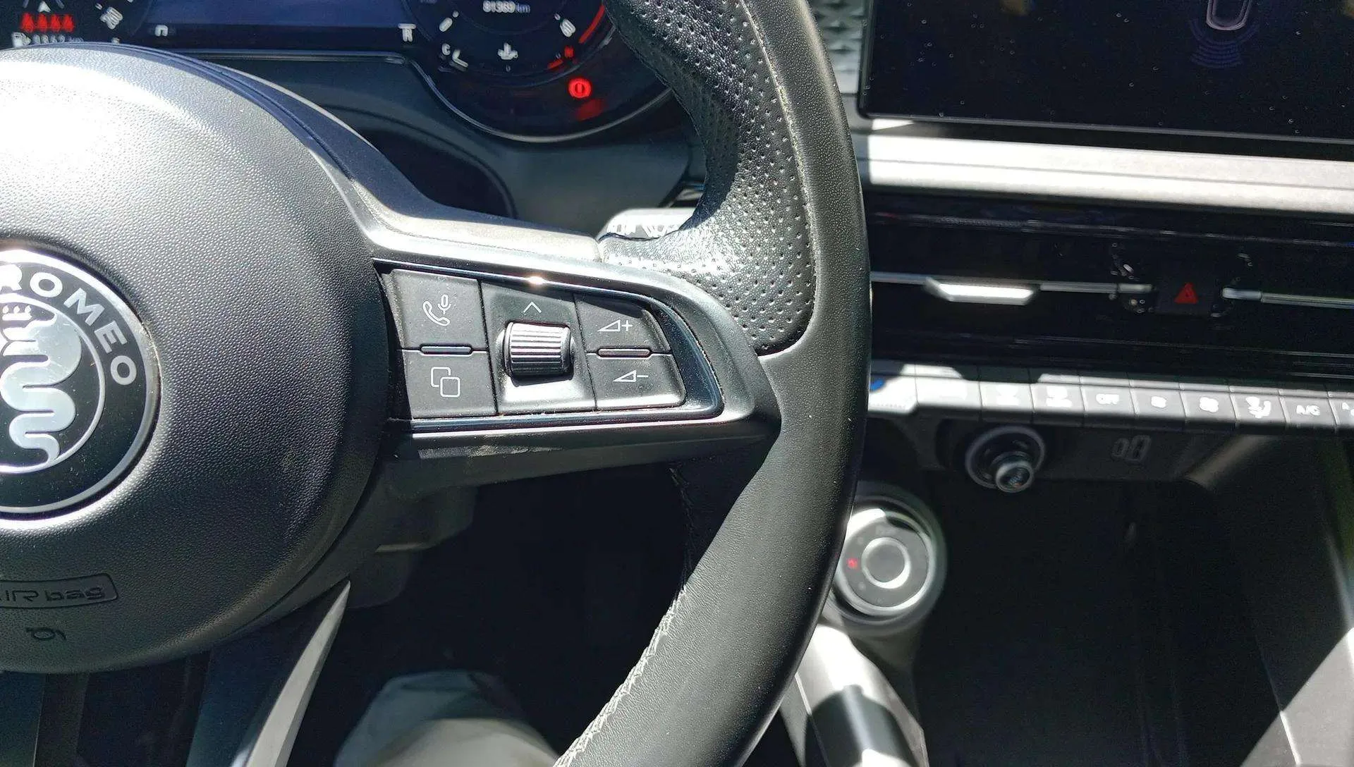 Alfa Romeo Tonale 1,6 DS Sprint FWD - foto 8