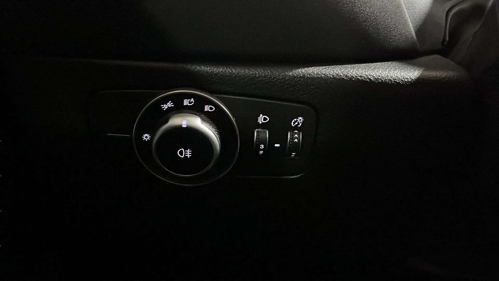 Alfa Romeo Tonale 1,6 DS Sprint FWD - foto 21