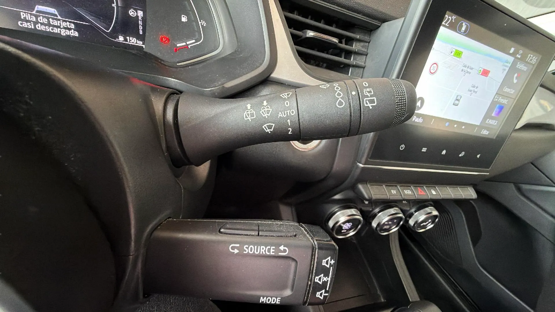 Renault Captur evolution E-Tech full hybr - foto 21