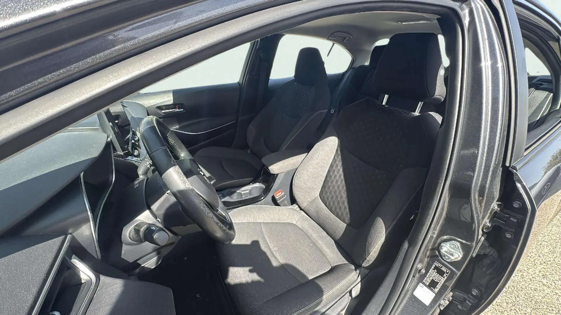 Toyota Corolla 140H Active Plus - foto 12