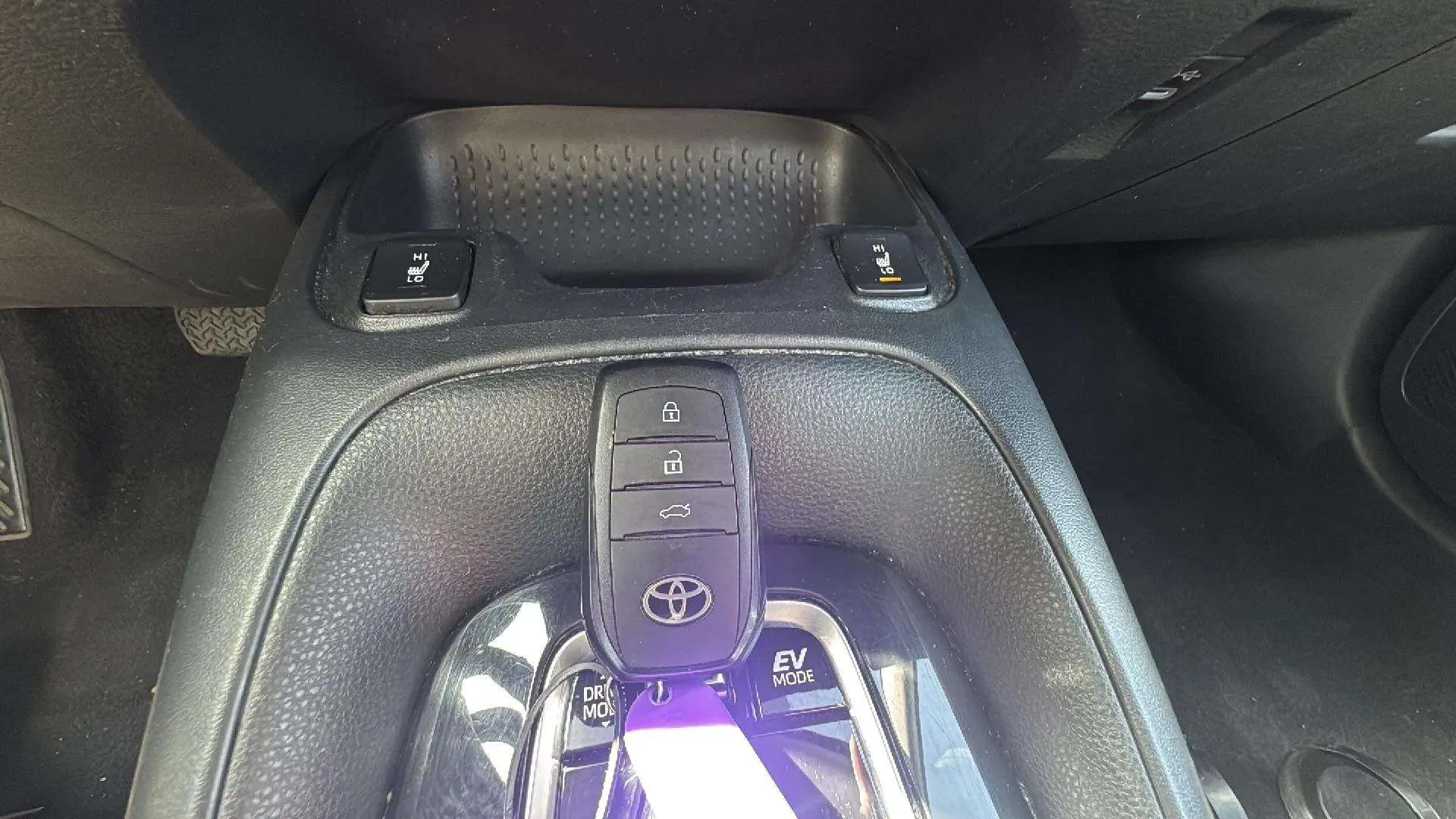 Toyota Corolla 140H Active Plus - foto 19
