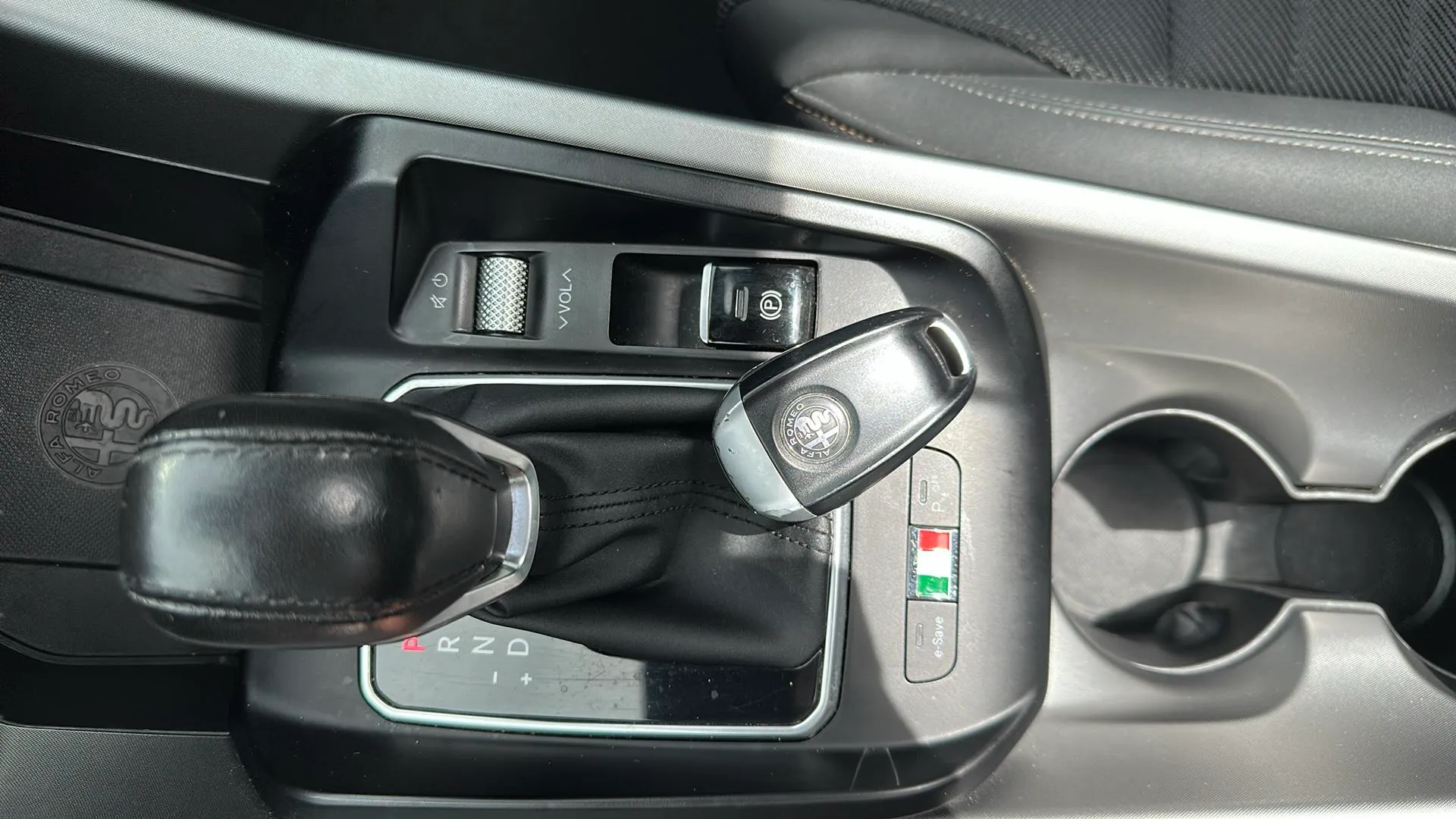 Alfa Romeo Tonale 1.3 MultiAir PHEV Speciale Q4 - foto 17