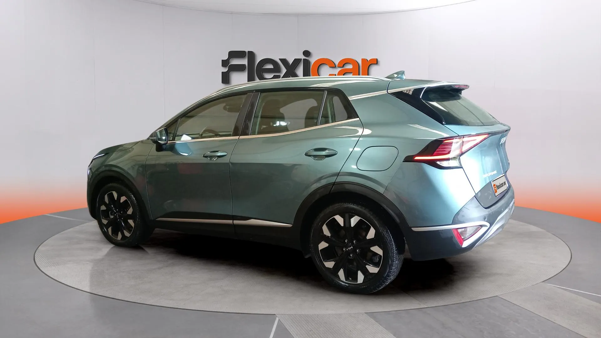 Kia Sportage 1.6 T-GDi PHEV Drive 4x4 - foto 7