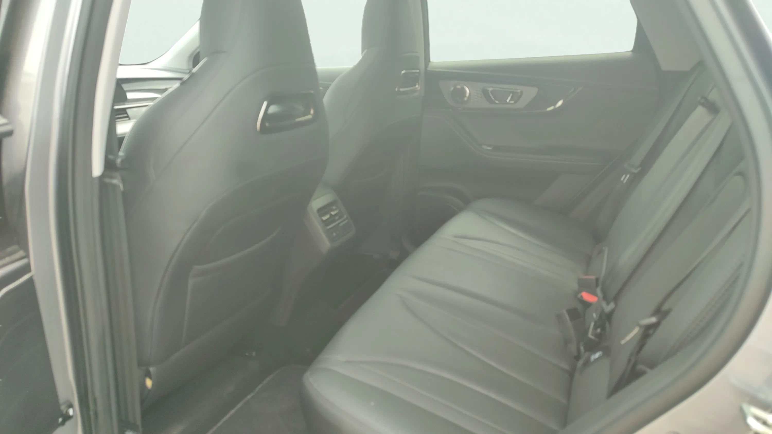 Omoda 5 Premium 1.6 T-GDi - foto 16