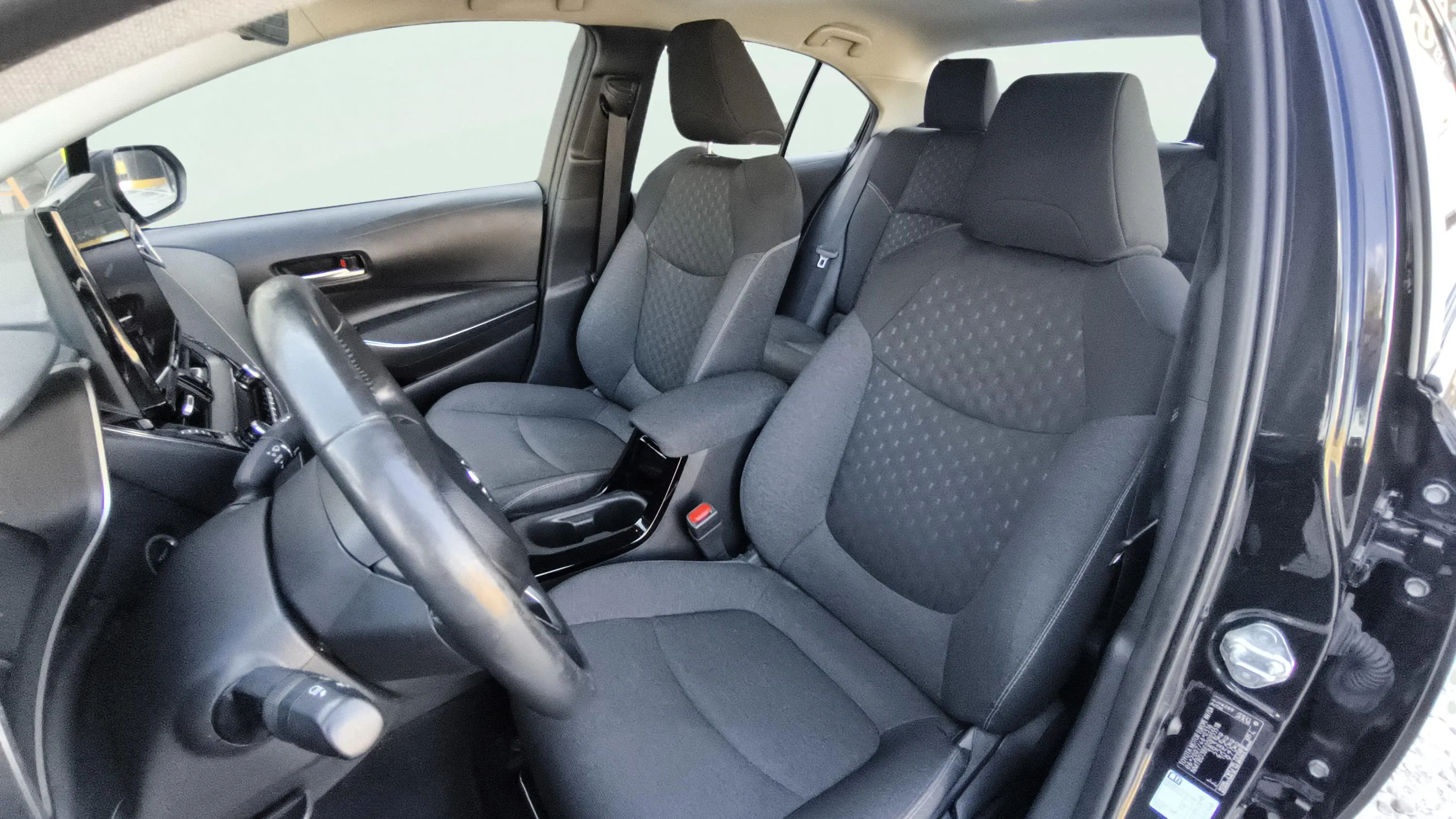 Toyota Corolla 140H Active Plus - foto 11