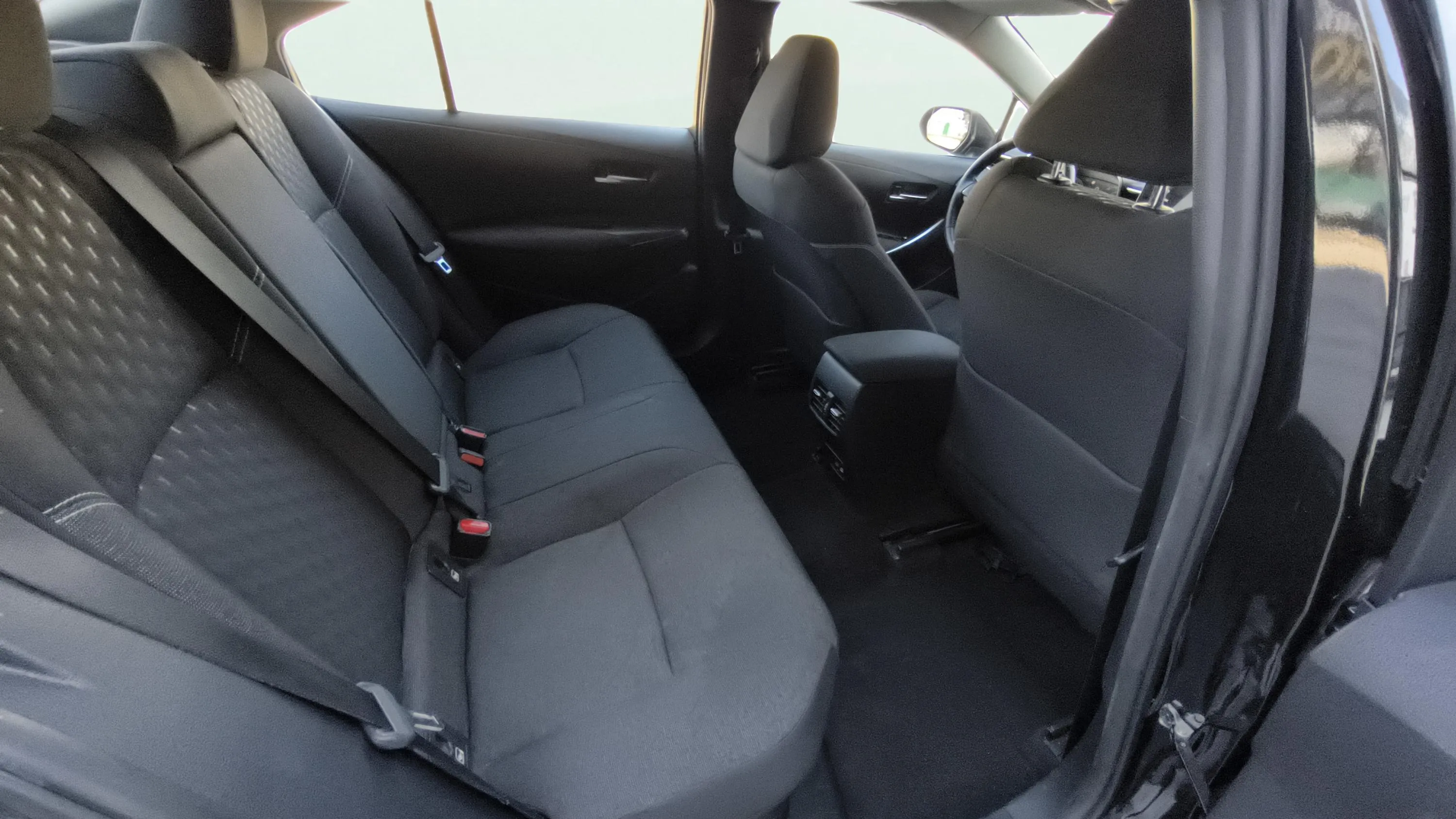 Toyota Corolla 140H Active Plus - foto 26