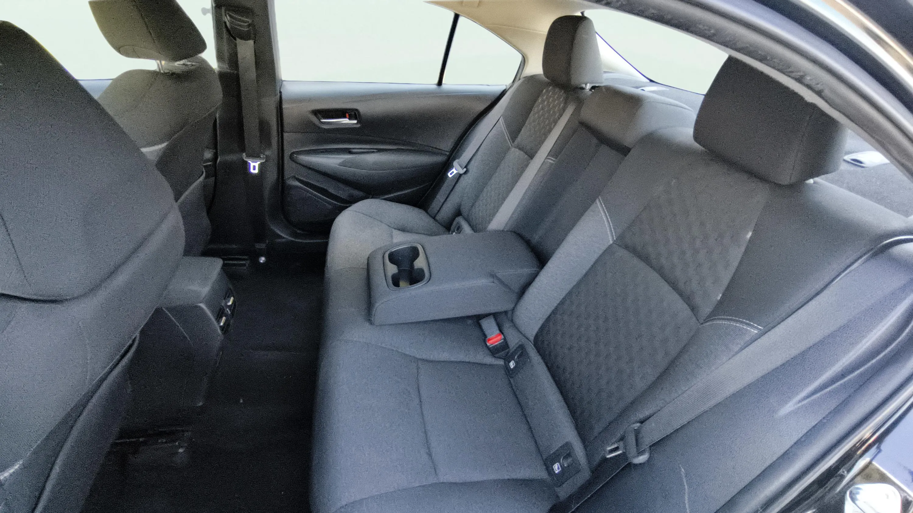 Toyota Corolla 140H Active Plus - foto 27