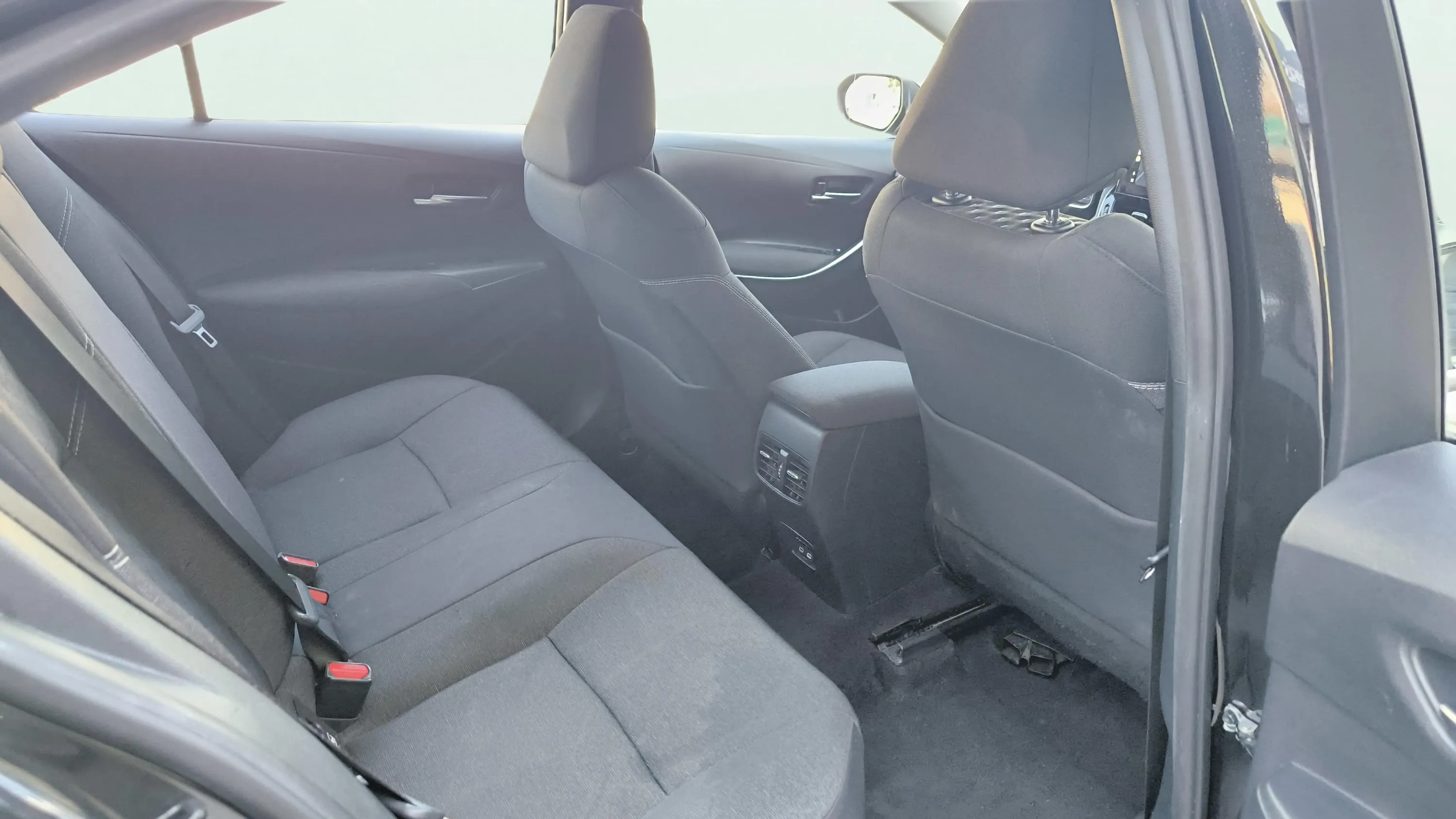 Toyota Corolla 140H Active Plus - foto 24