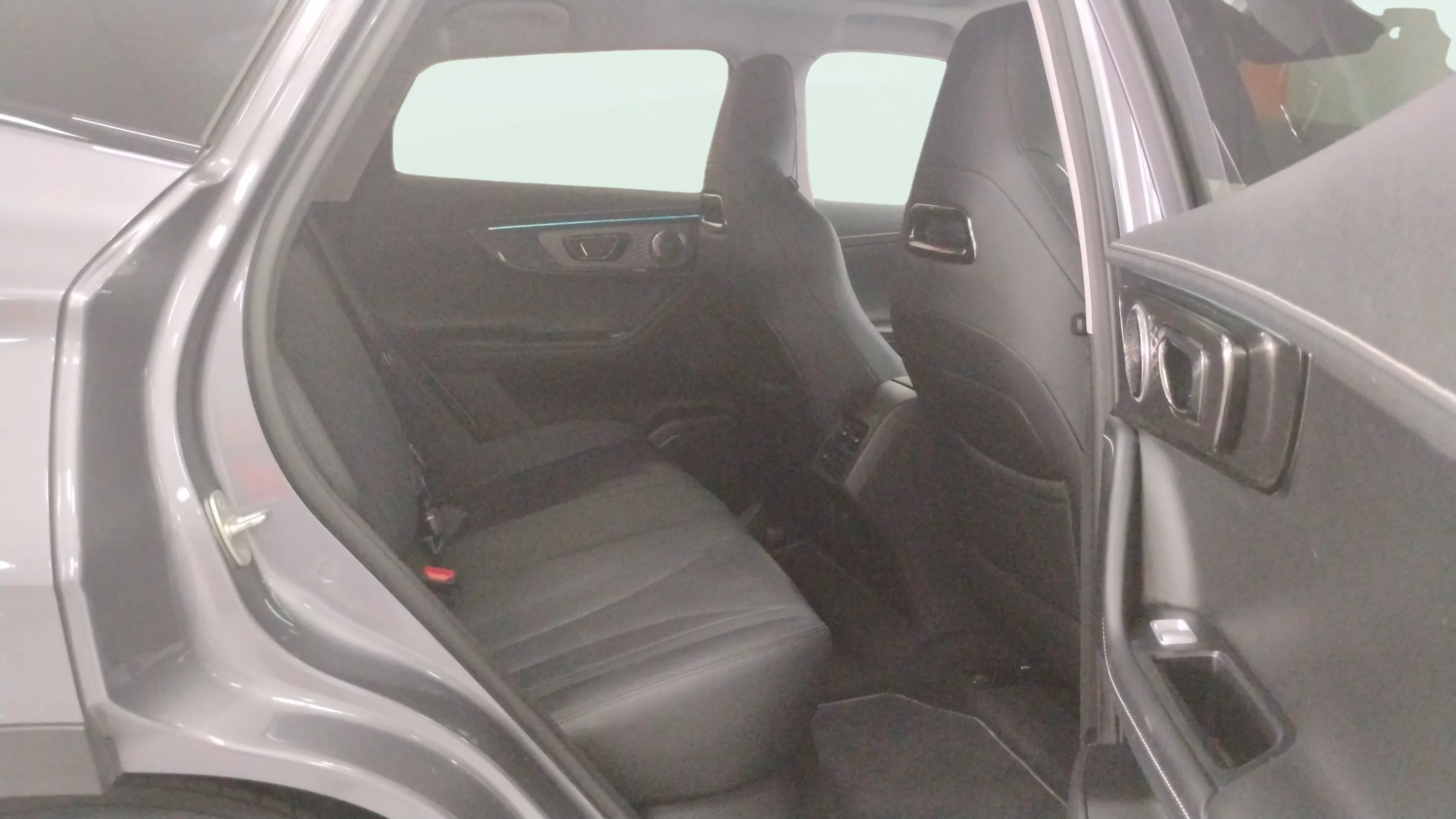 Omoda 5 Premium 1.6 T-GDi - foto 13