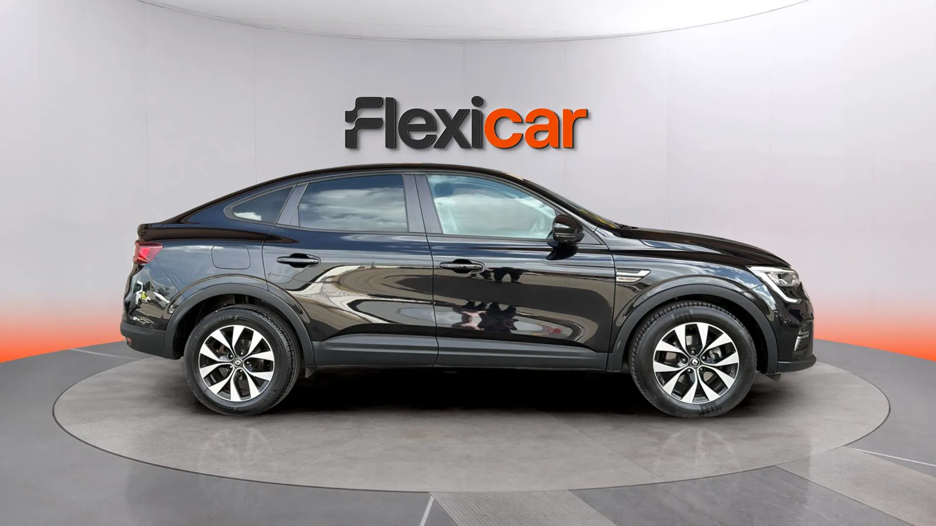 Renault Arkana Evolution E-Tech full hybrid - foto 3