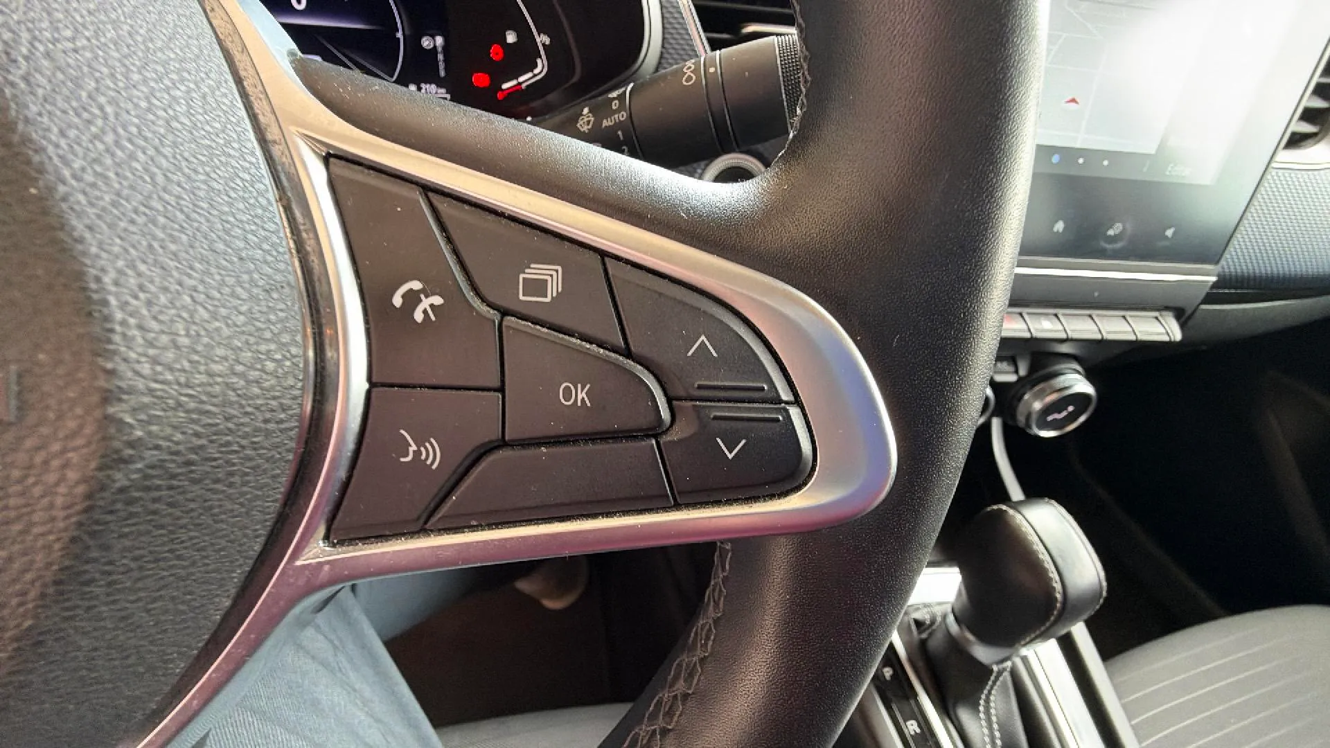 Renault Arkana Evolution E-Tech full hybrid - foto 20