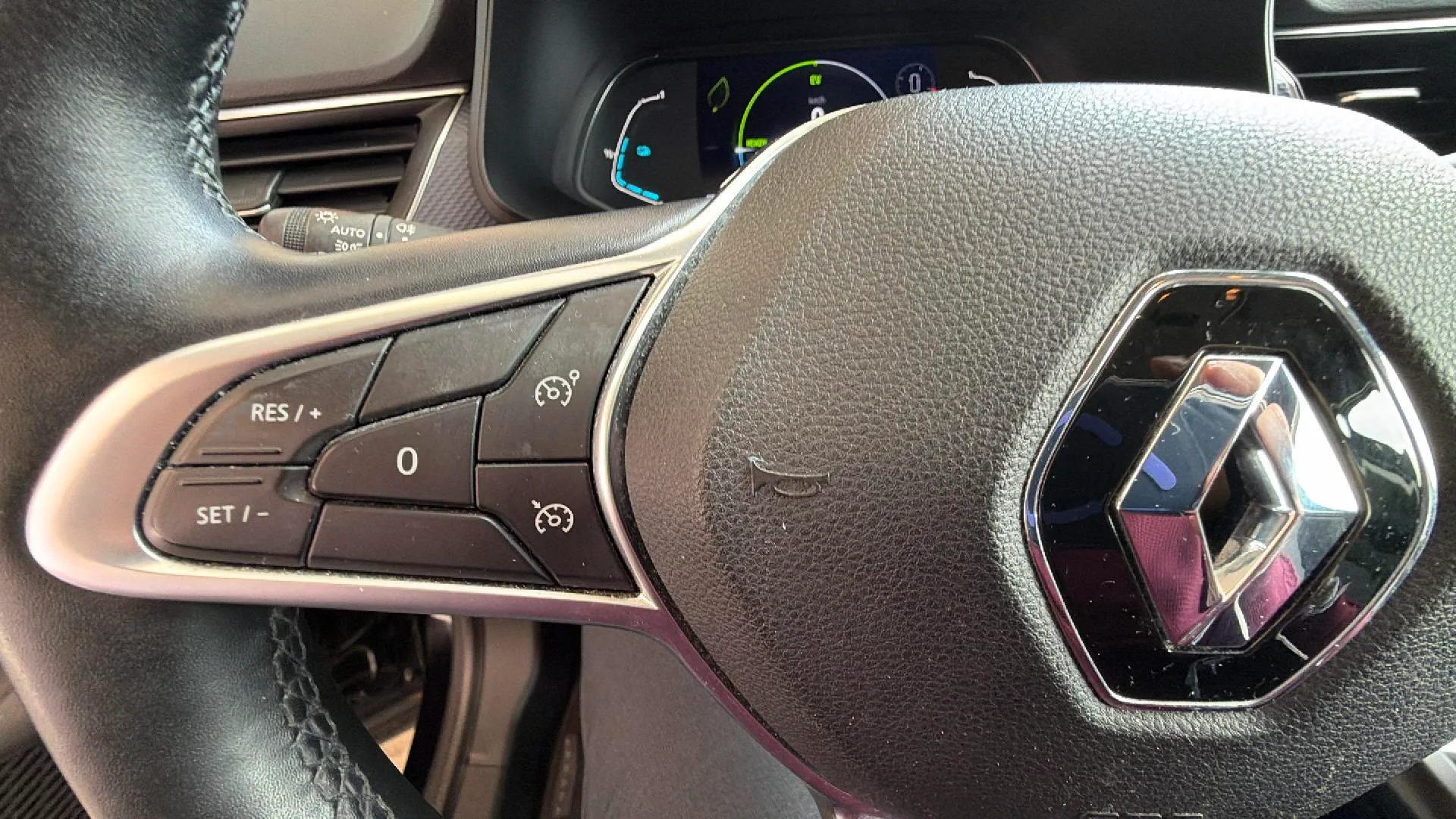 Renault Arkana Evolution E-Tech full hybrid - foto 19