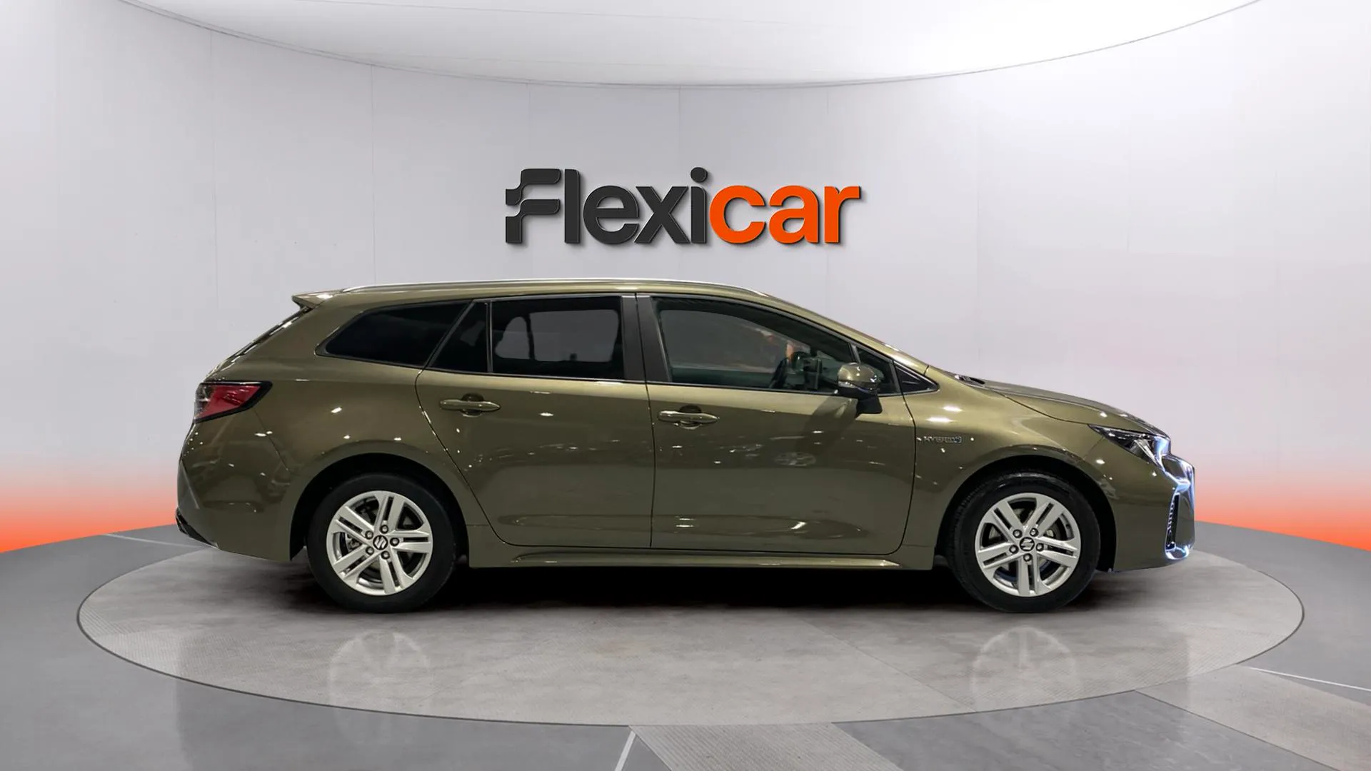Suzuki Swace 1.8 GLE Hybrid - foto 5
