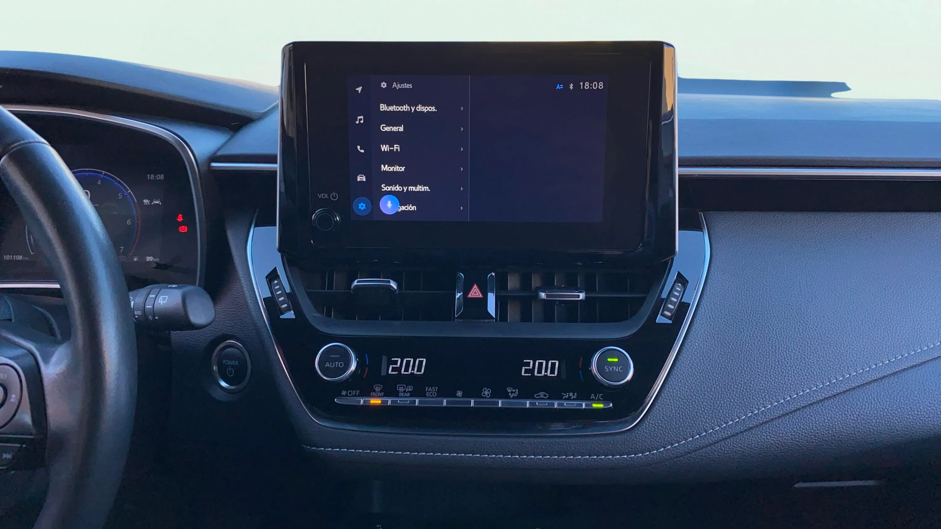 Suzuki Swace 1.8 GLE Hybrid - foto 23