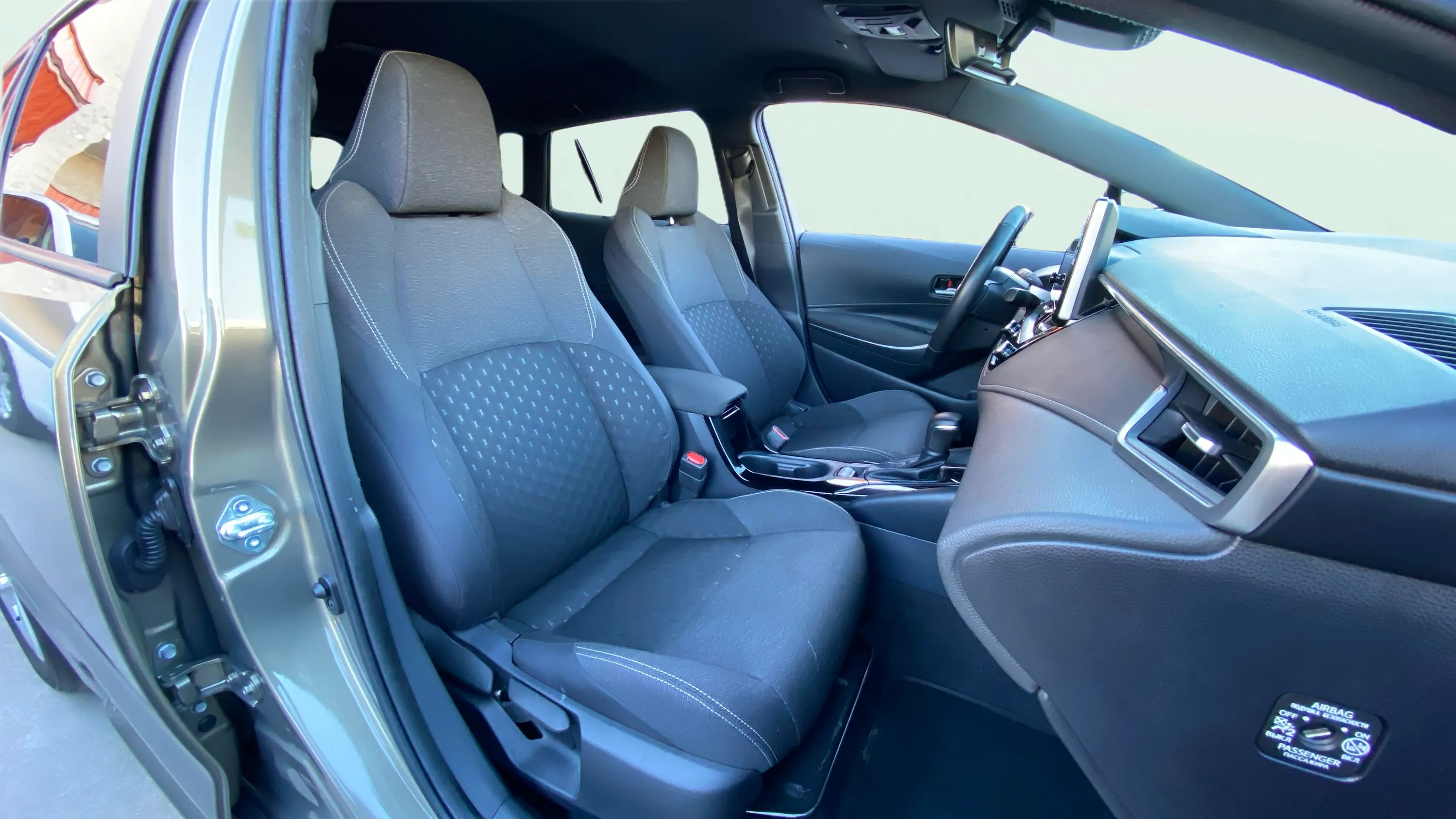 Suzuki Swace 1.8 GLE Hybrid - foto 11