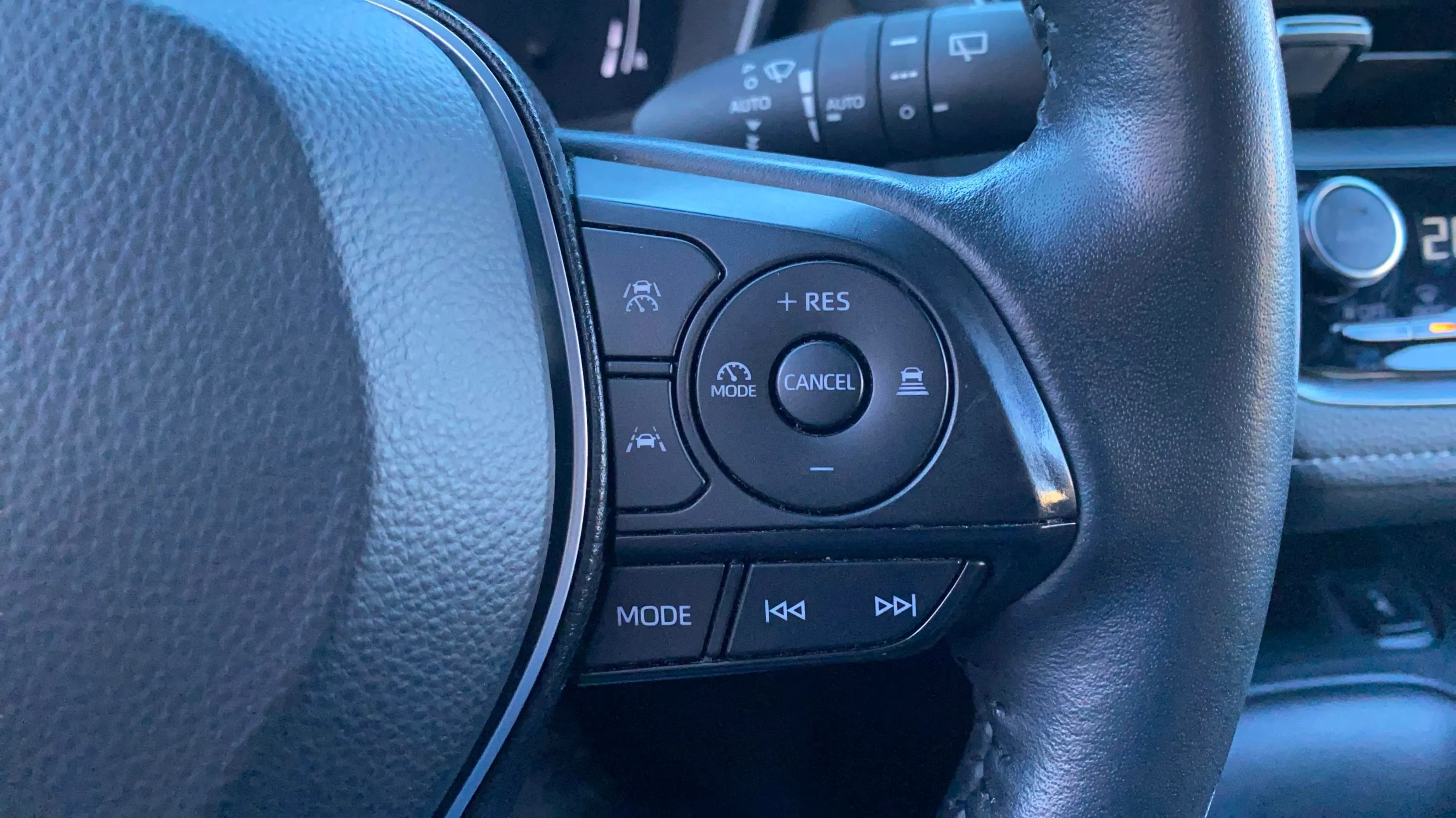 Suzuki Swace 1.8 GLE Hybrid - foto 20