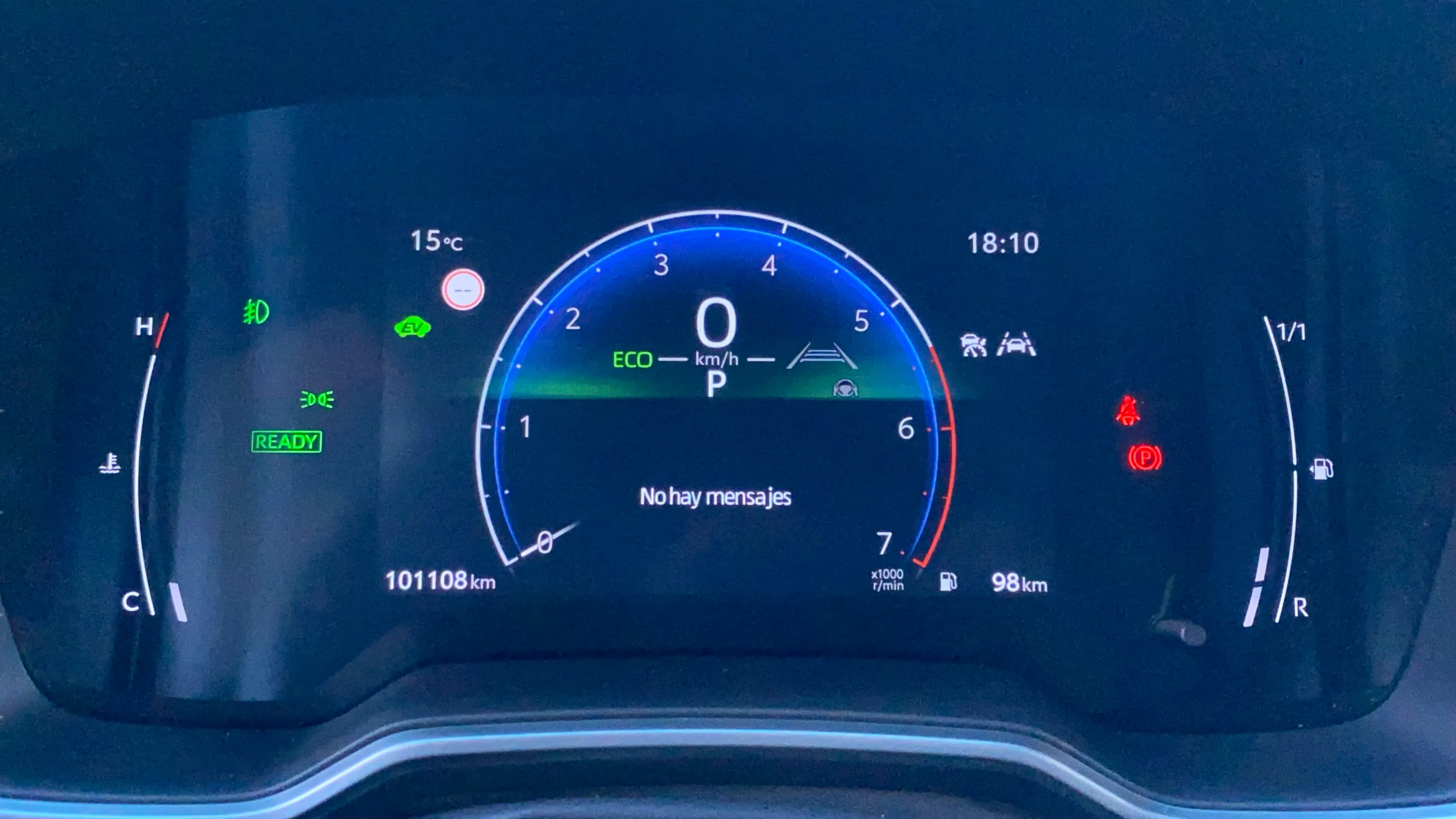 Suzuki Swace 1.8 GLE Hybrid - foto 21