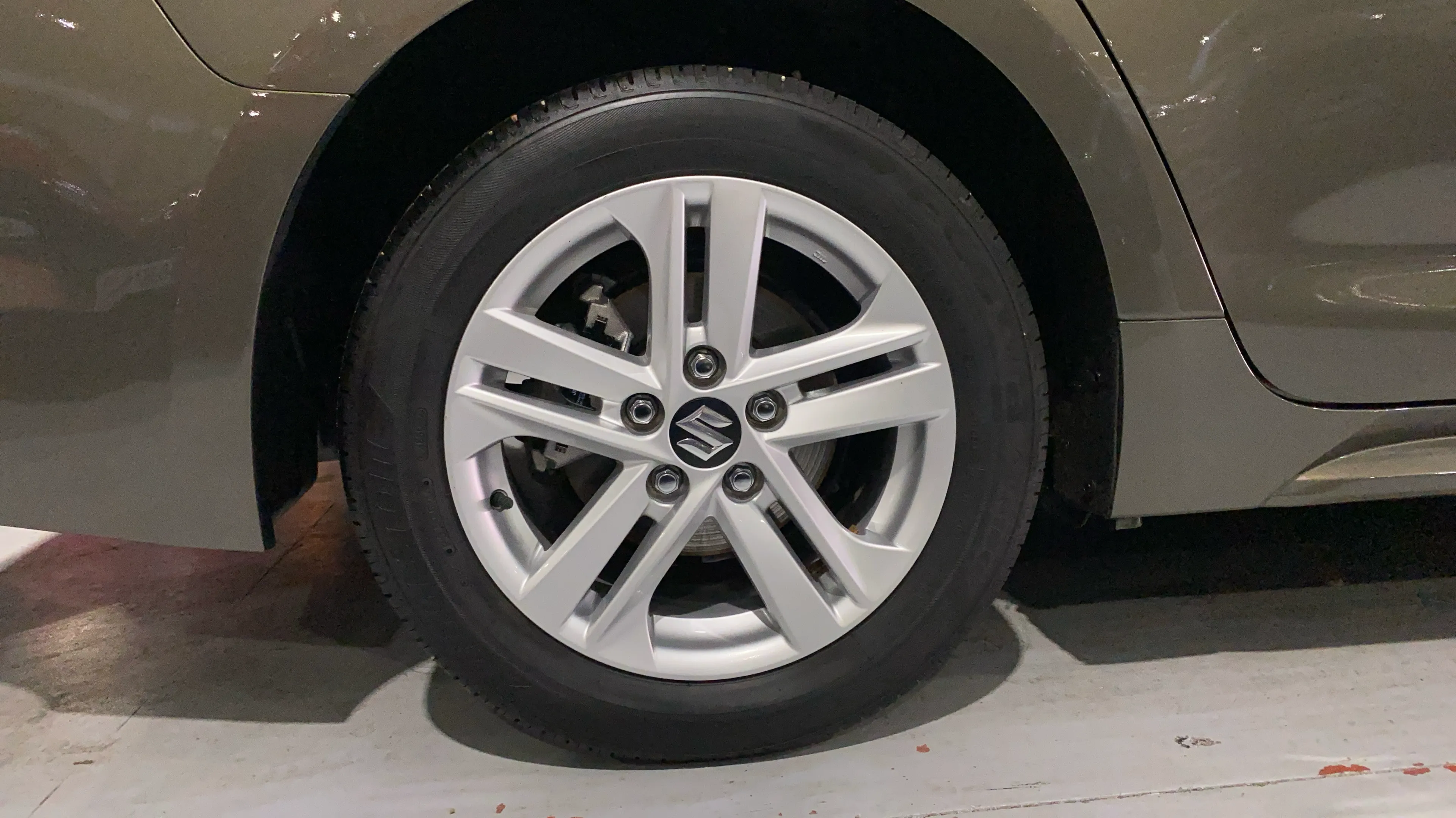 Suzuki Swace 1.8 GLE Hybrid - foto 30