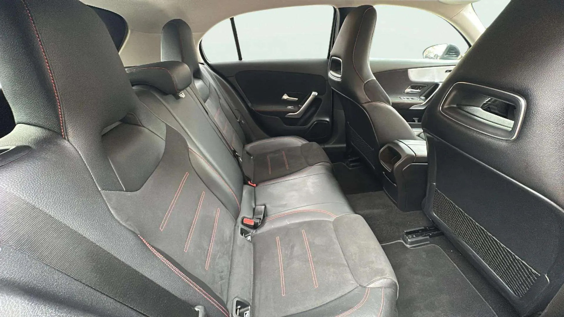 Mercedes-Benz Clase A A 220 - foto 11