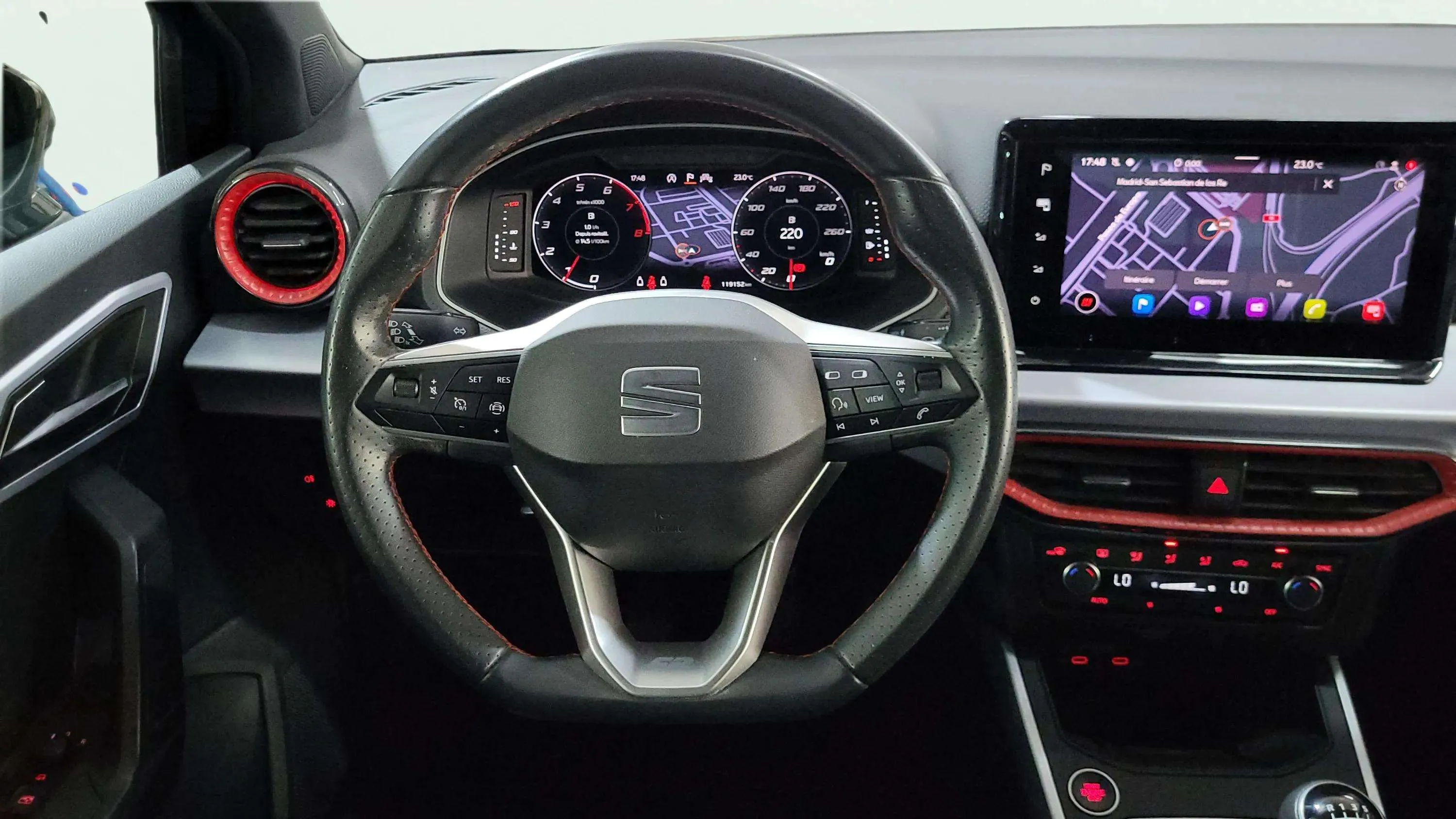 SEAT Arona 1.0 TSI FR - foto 15