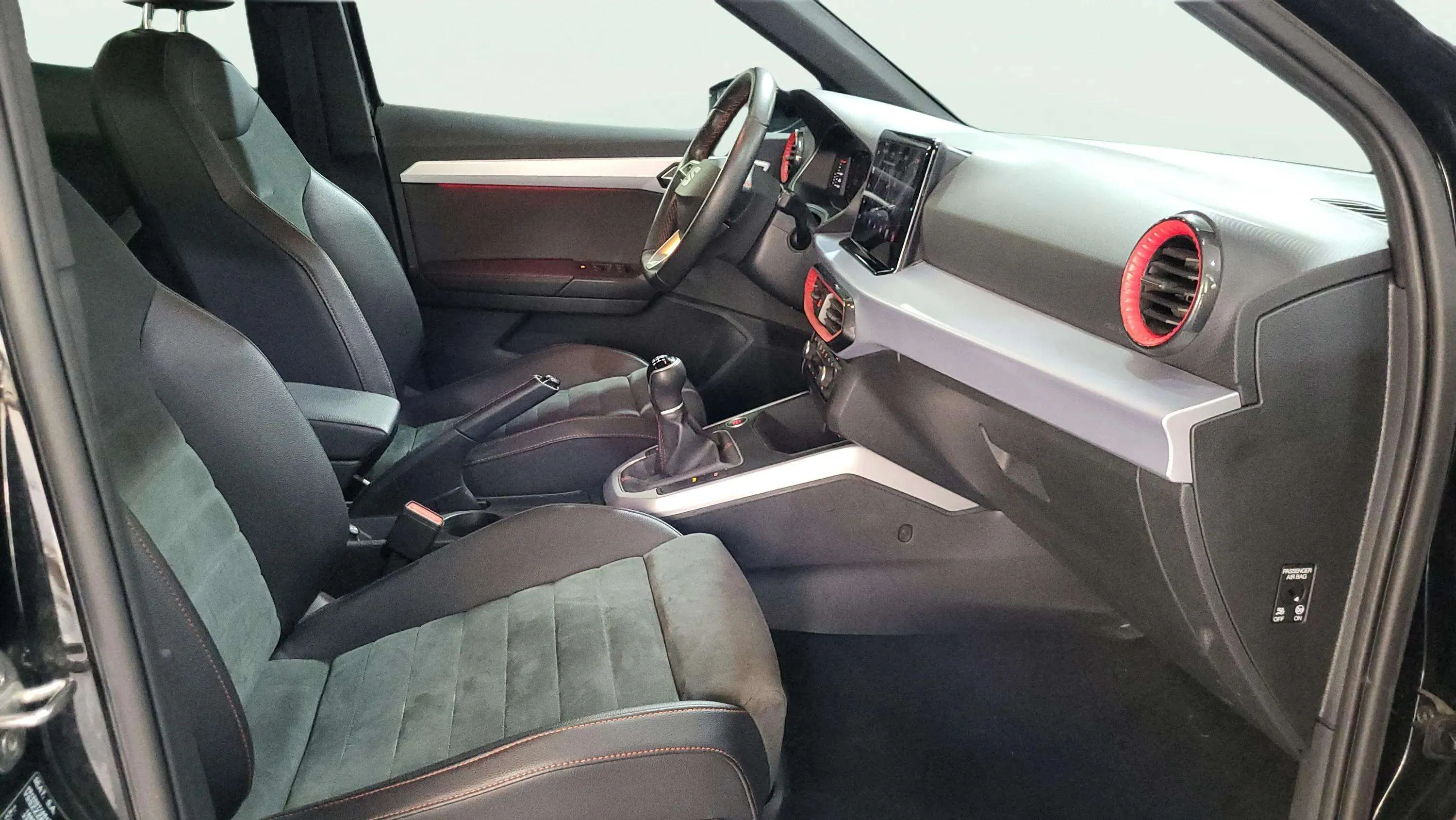 SEAT Arona 1.0 TSI FR - foto 9