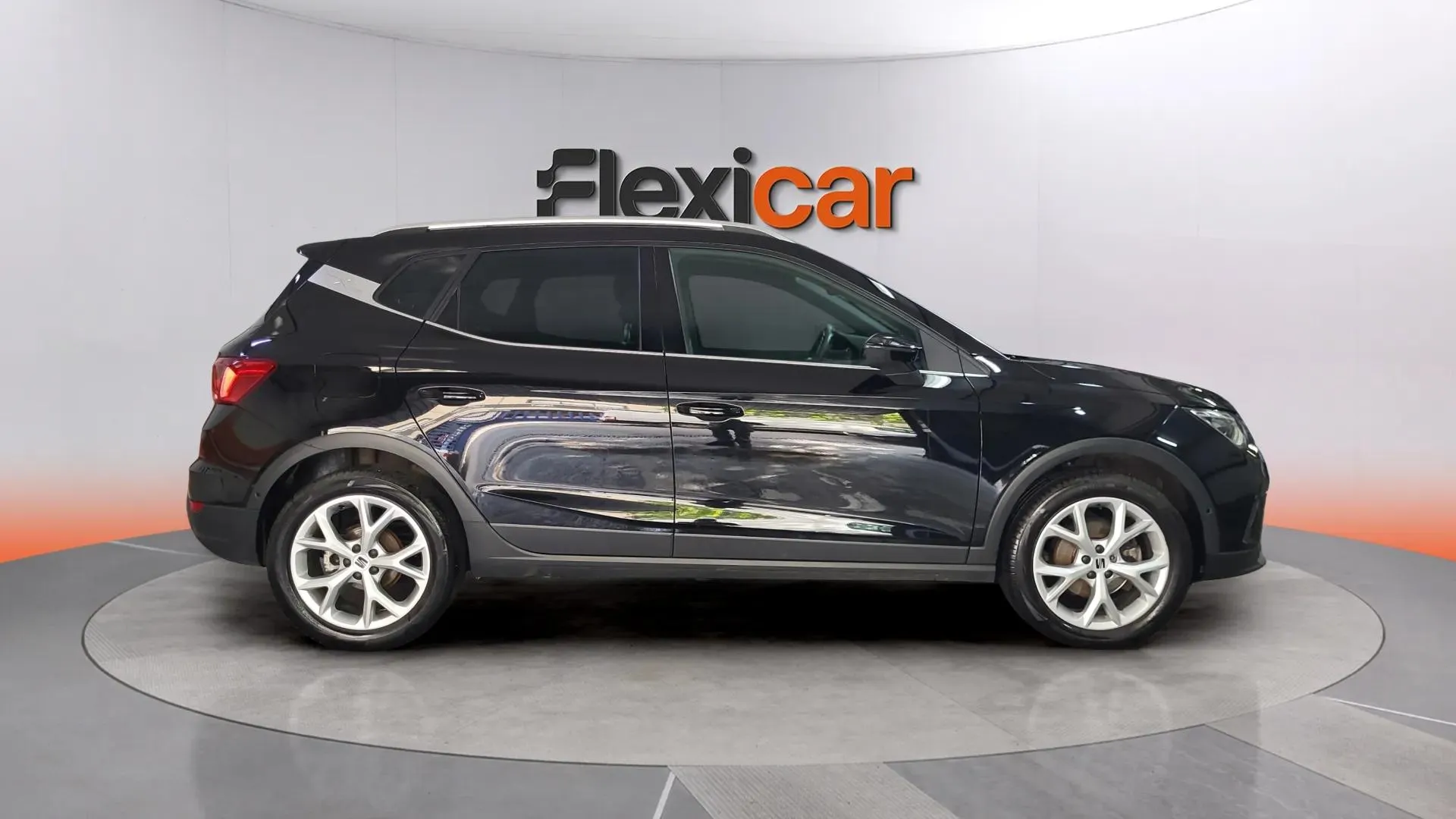 SEAT Arona 1.0 TSI FR - foto 5