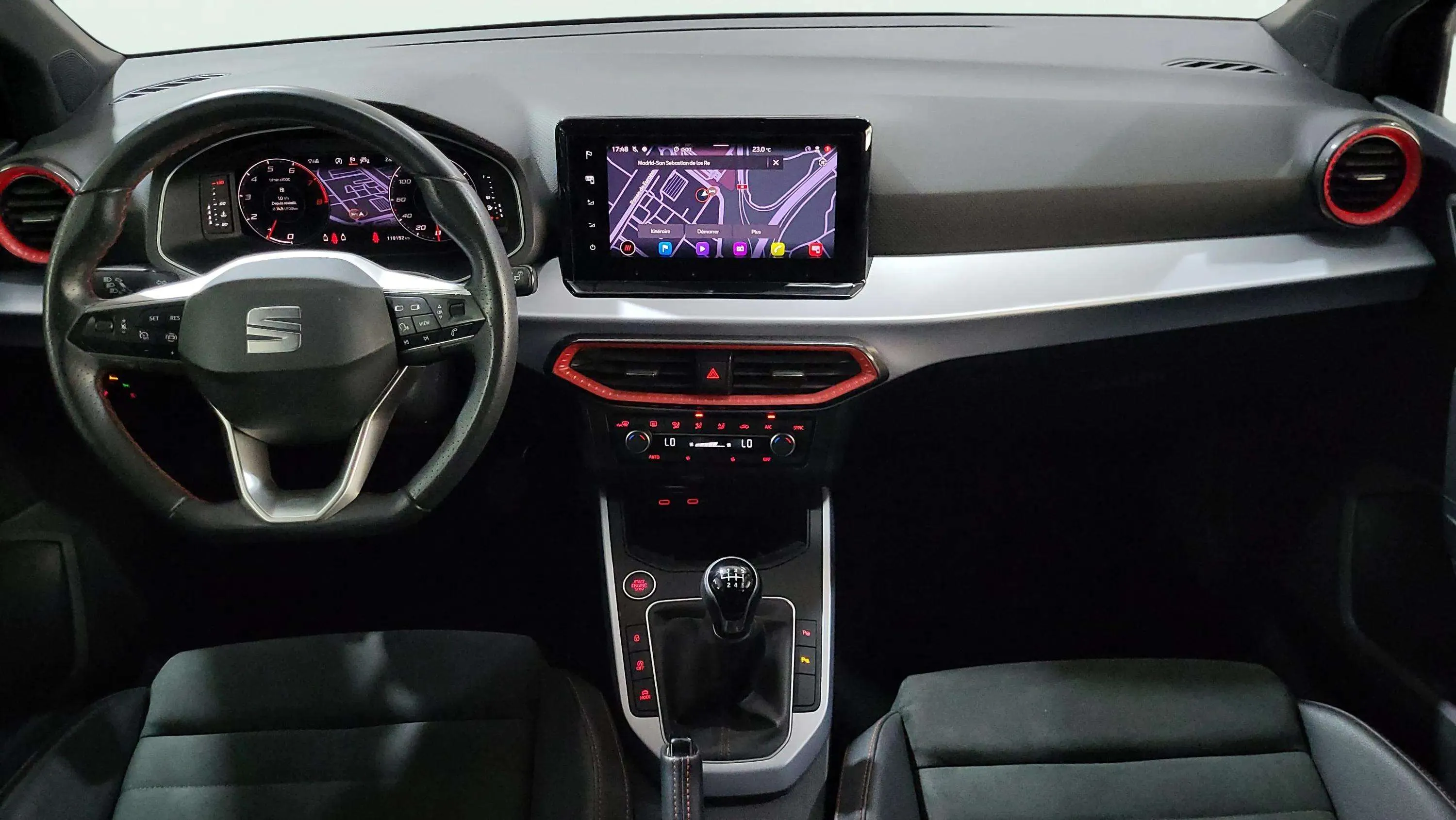 SEAT Arona 1.0 TSI FR - foto 11