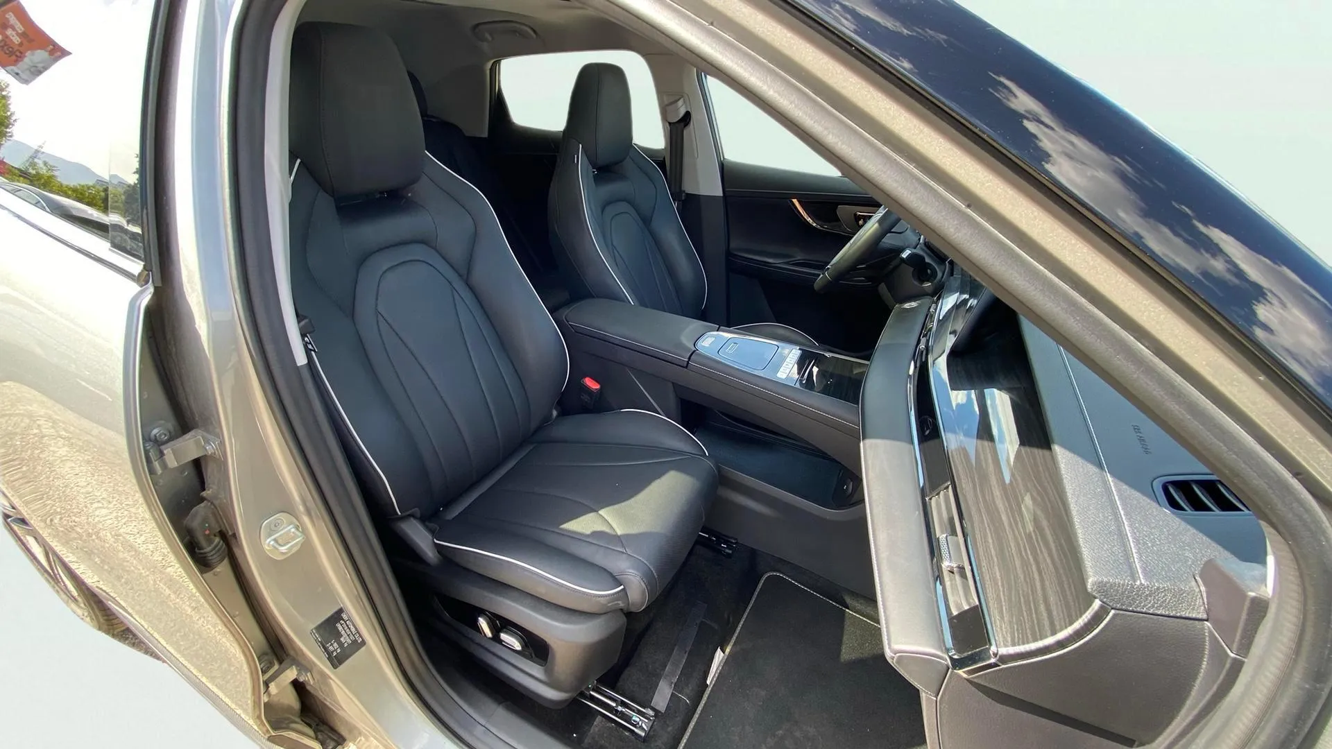 Omoda 5 Premium 1.6 T-GDi - foto 22