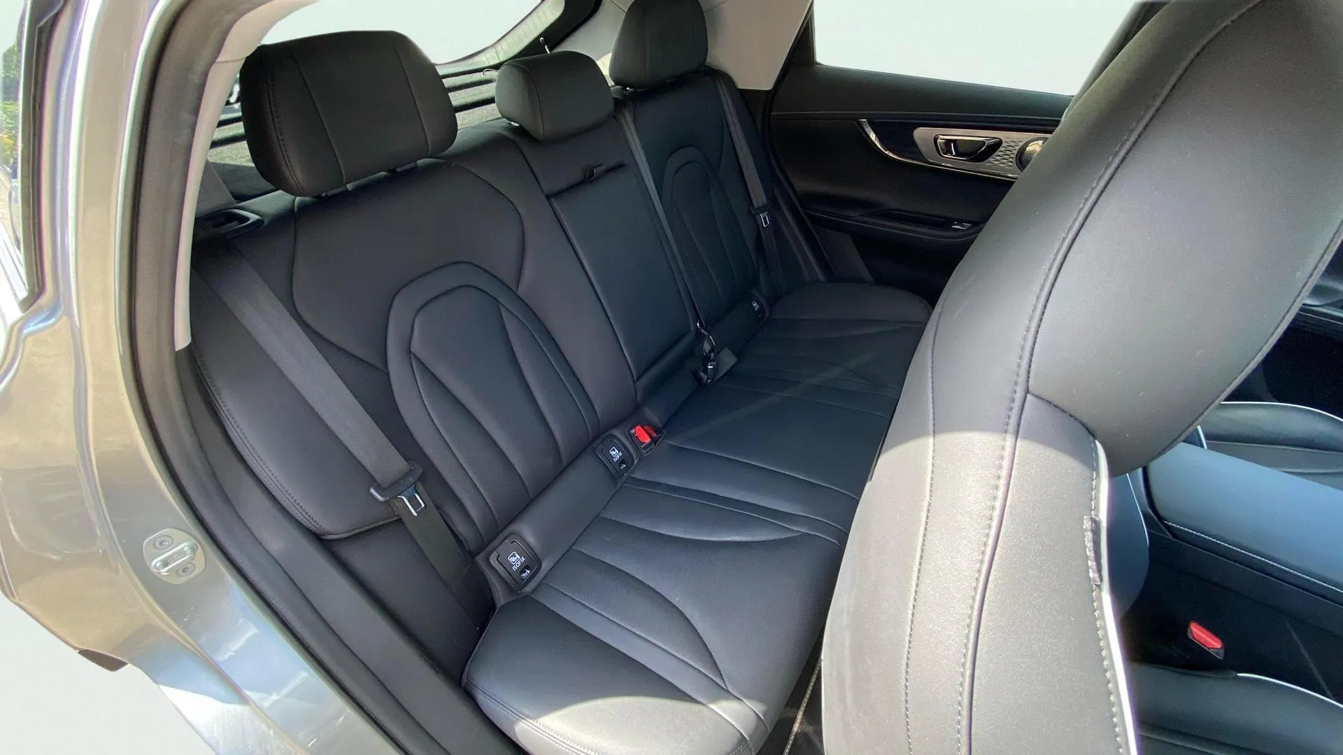 Omoda 5 Premium 1.6 T-GDi - foto 23