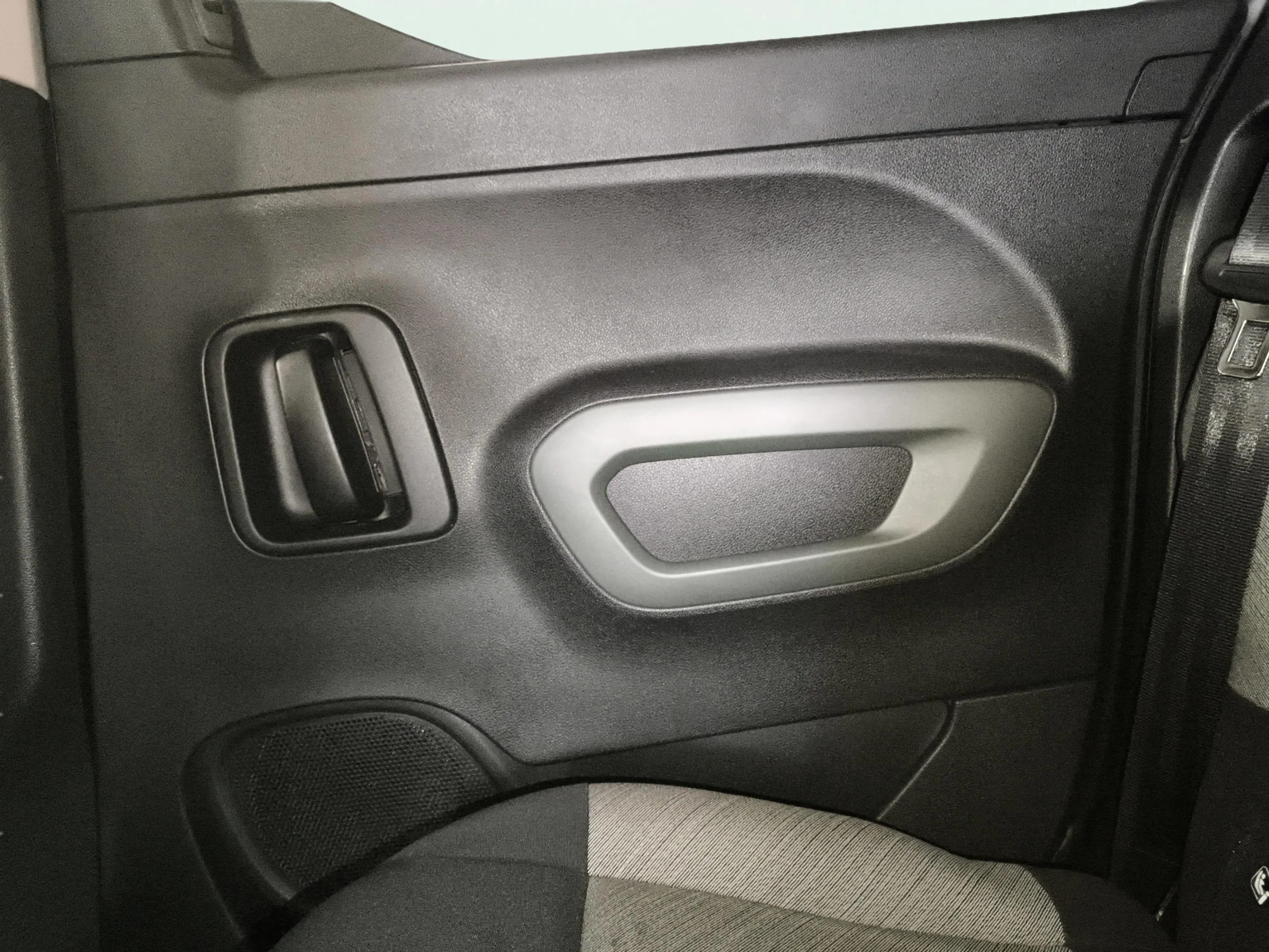 Citroën Berlingo Talla M BlueHDi 130 EAT8 Shine - foto 23