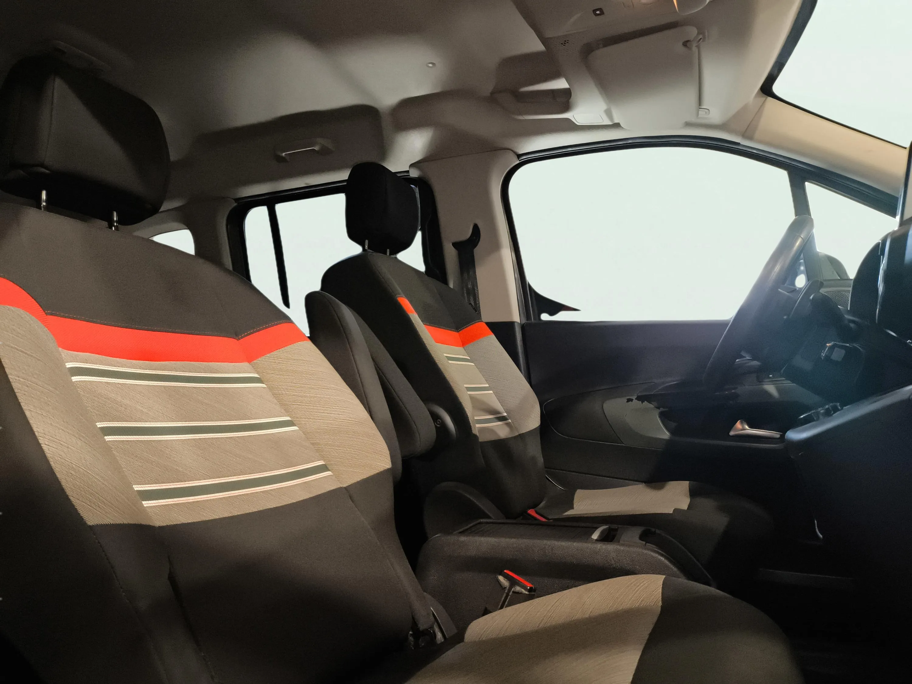 Citroën Berlingo Talla M BlueHDi 130 EAT8 Shine - foto 13