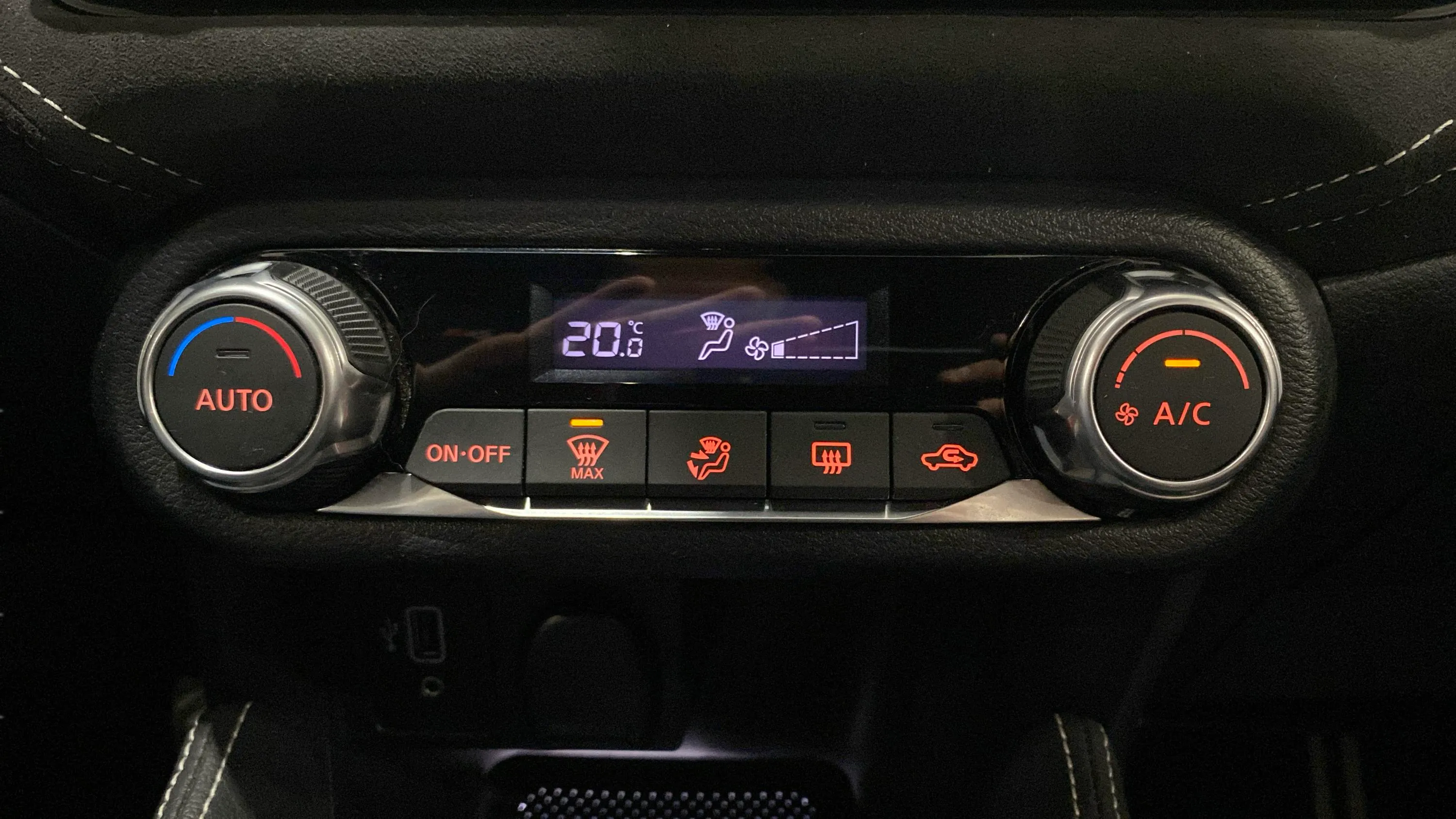 Nissan Micra DIG-T E6D Acenta - foto 28