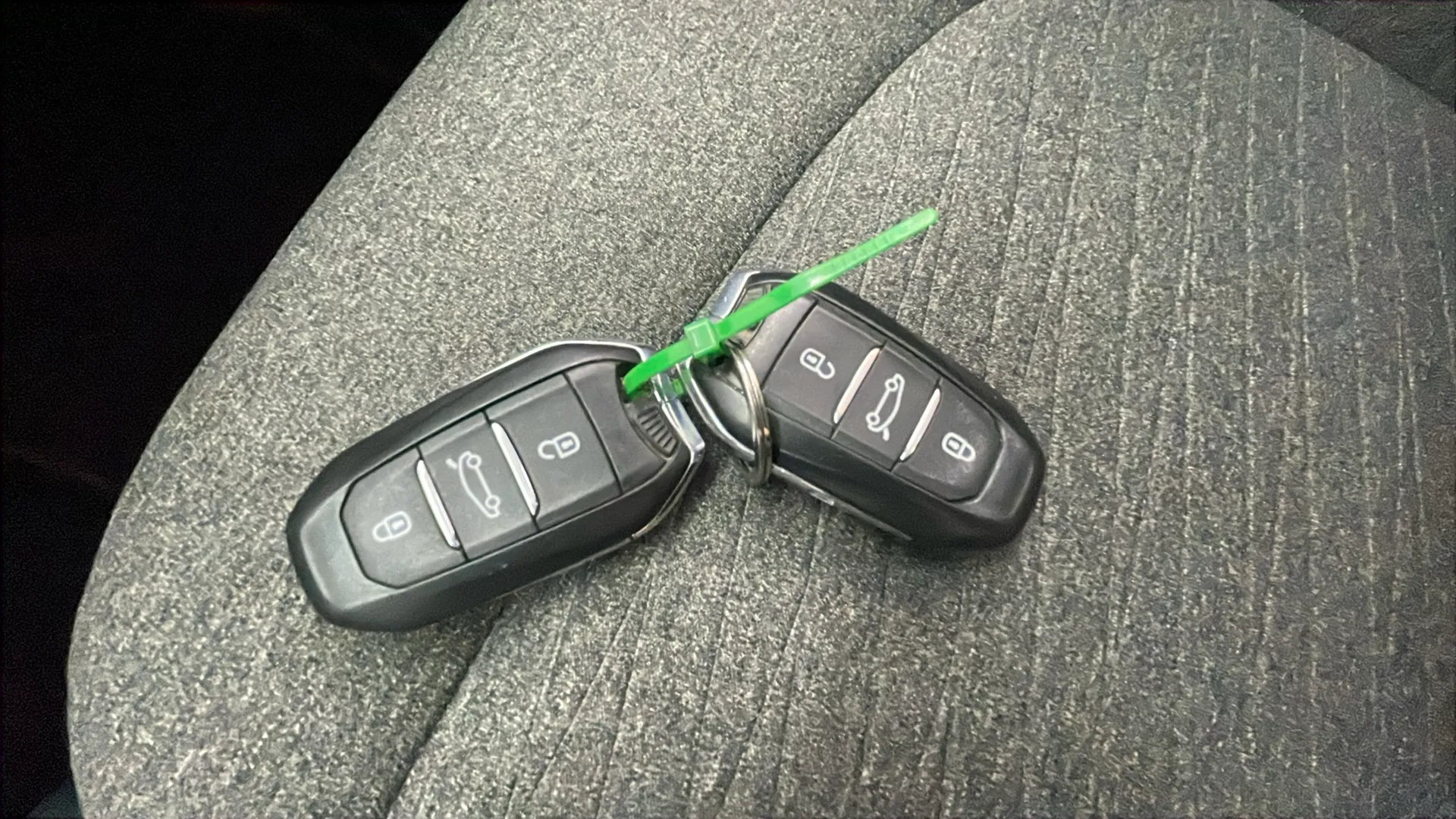 Citroën Grand C4 Picasso PureTech 130 Live Edition - foto 17