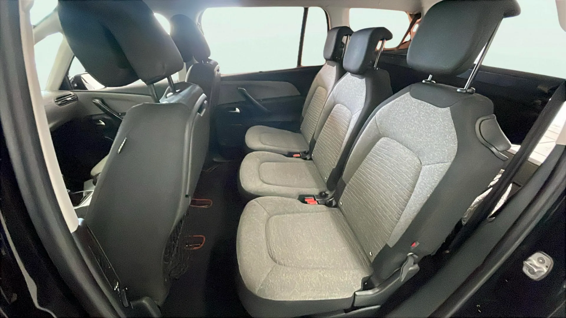 Citroën Grand C4 Picasso PureTech 130 Live Edition - foto 12