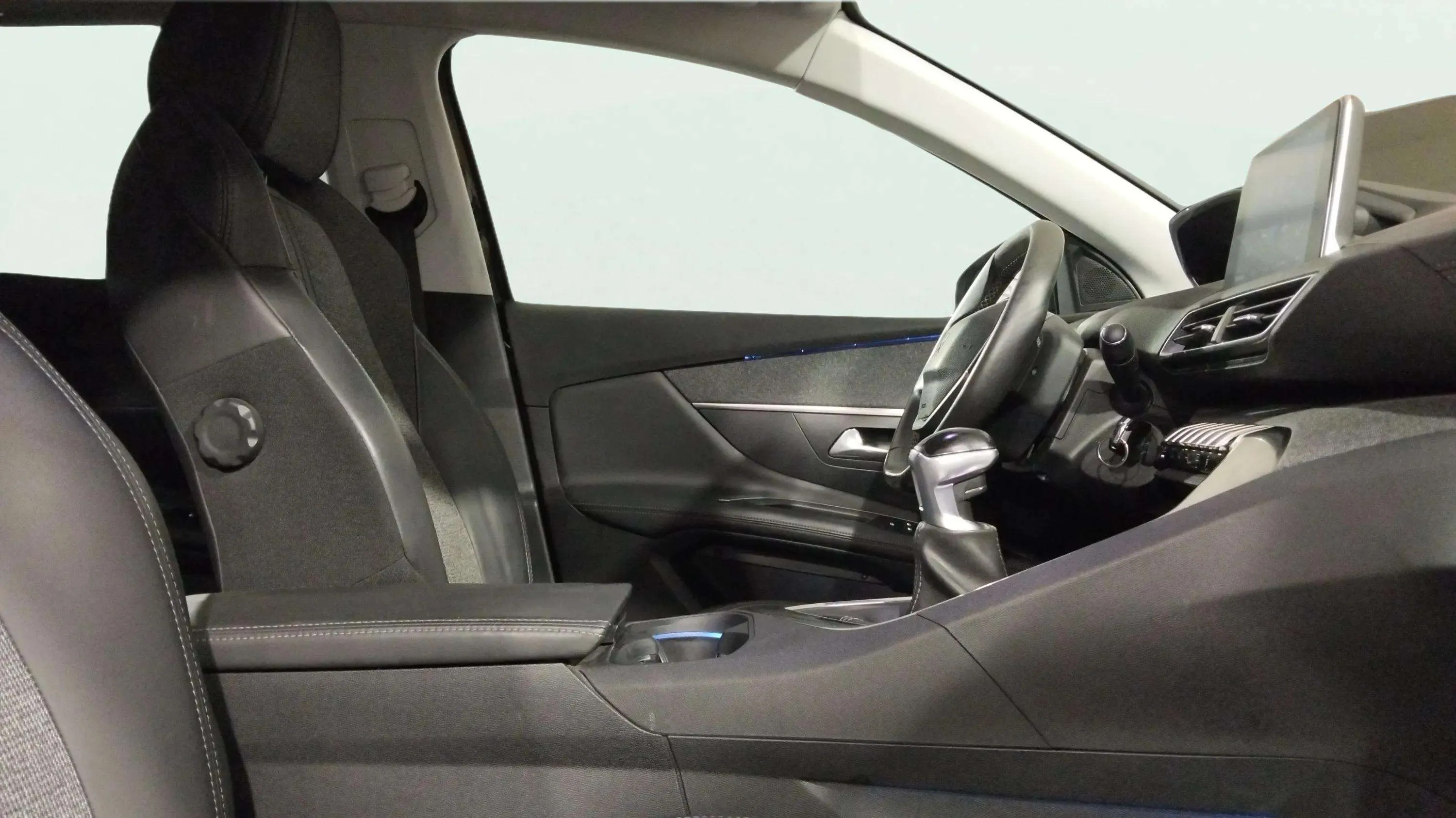 Peugeot 3008 1.2 PureTech Allure - foto 14