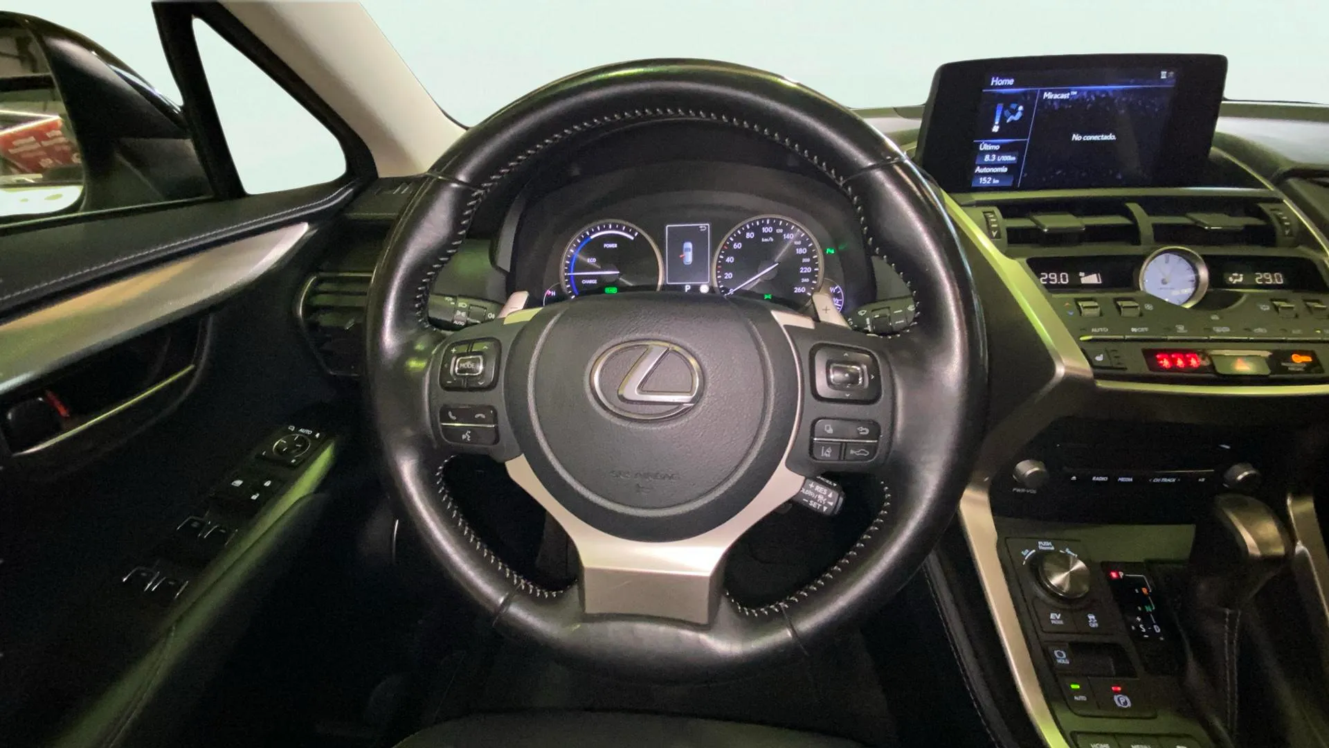 Lexus NX 2.5 300h Business 2WD - foto 20