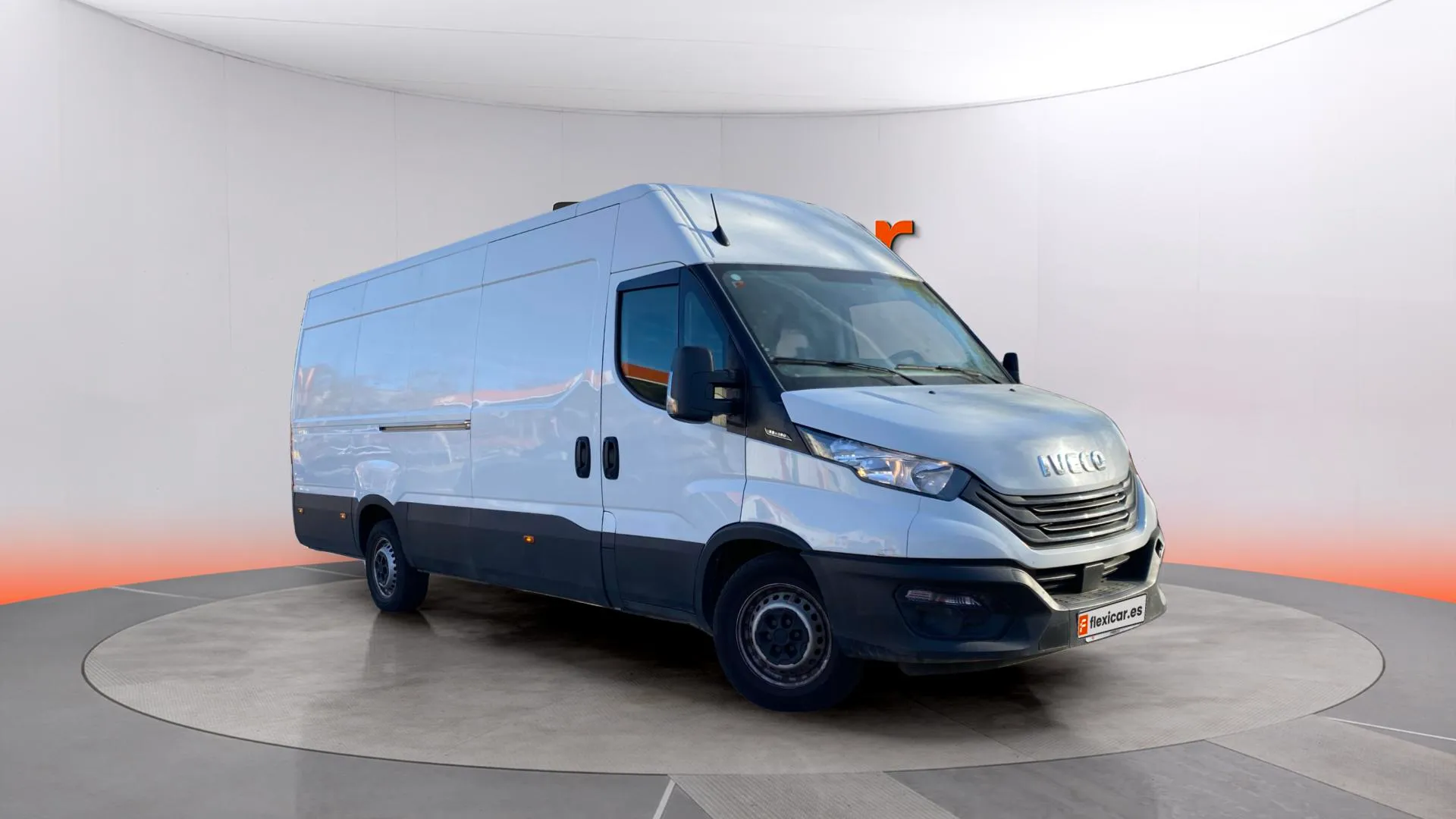 Iveco Daily Cilindrada: 2287 cm³ Tipo de combustible: Diésel