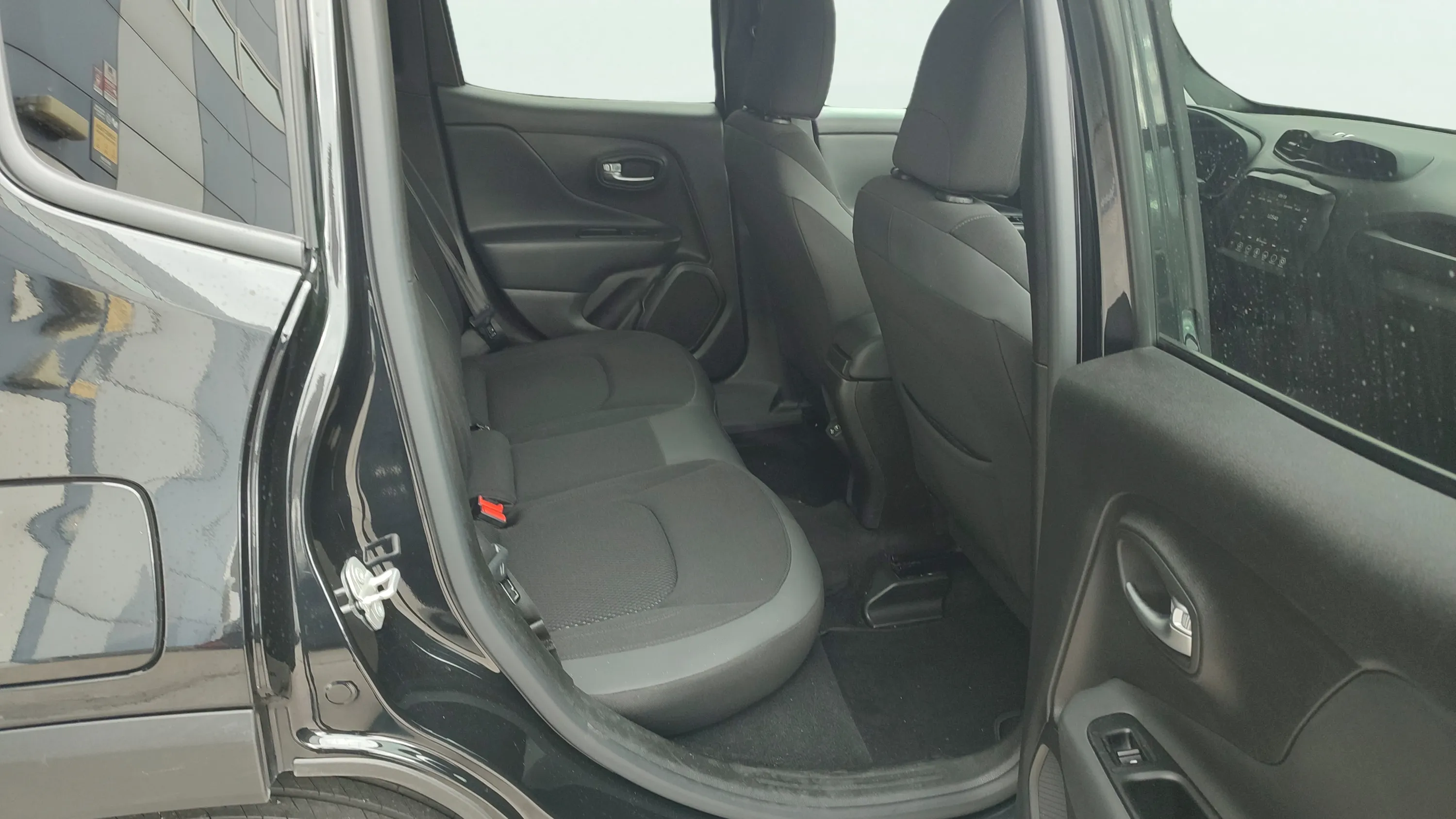 Jeep Renegade Night Eagle II 1.0G 4x2 - foto 11