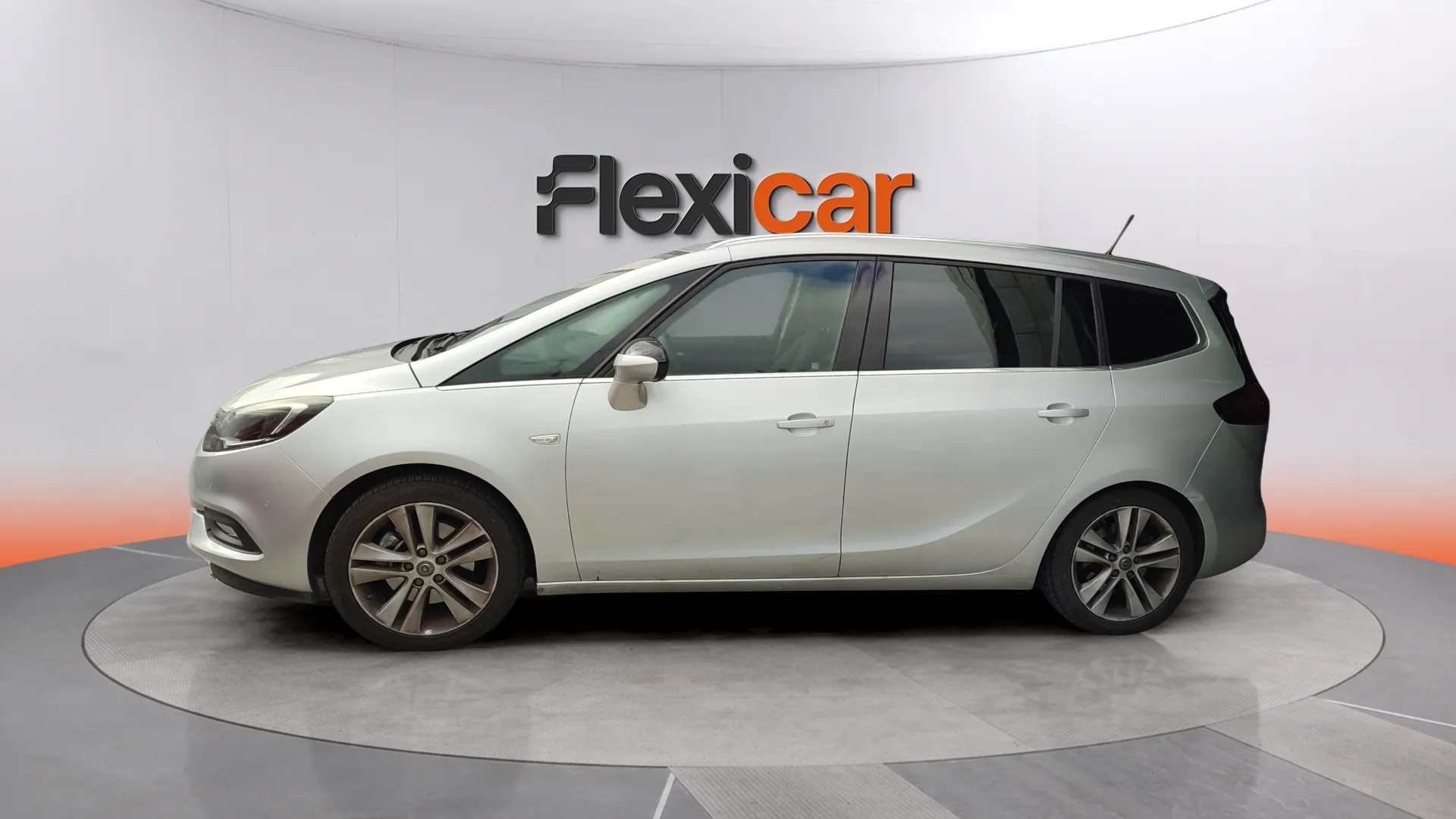Opel Zafira 1.6 T Innovation - foto 4