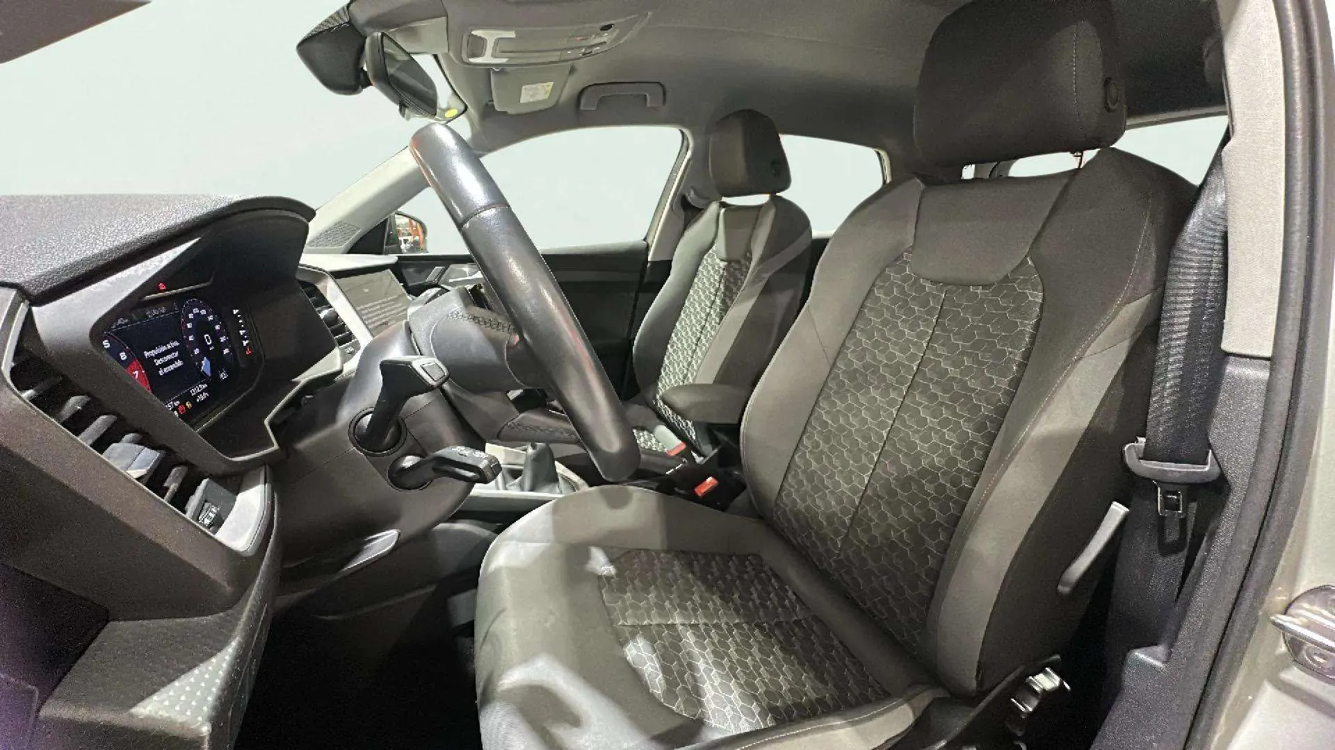 Audi A1 Sportback Advanced 30 TFSI - foto 14