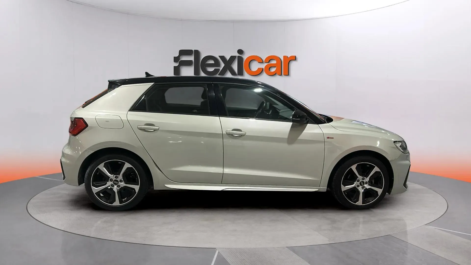 Audi A1 Sportback Advanced 30 TFSI - foto 7