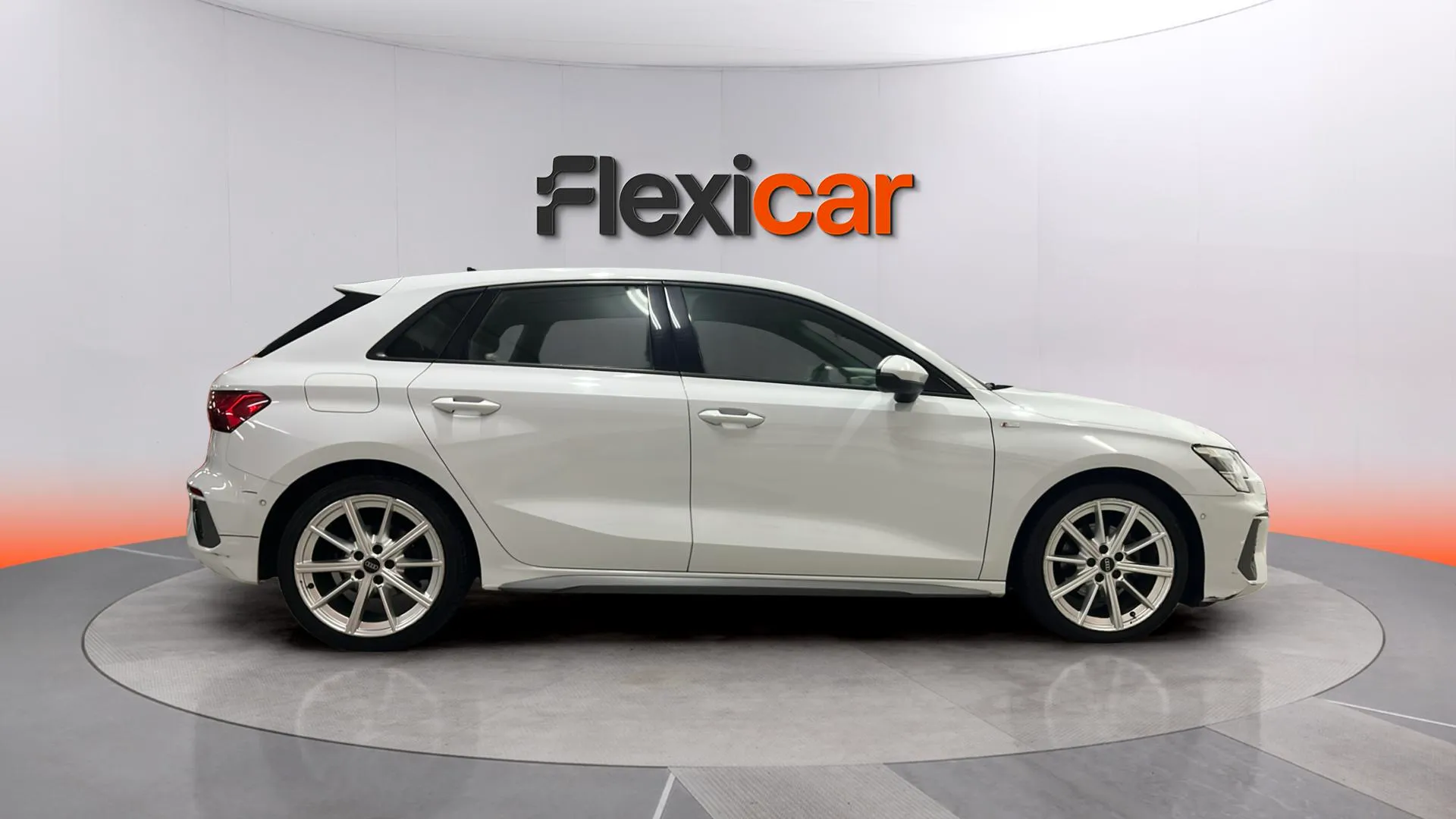 Audi A3 Sportback 30 TDI S tronic - foto 8