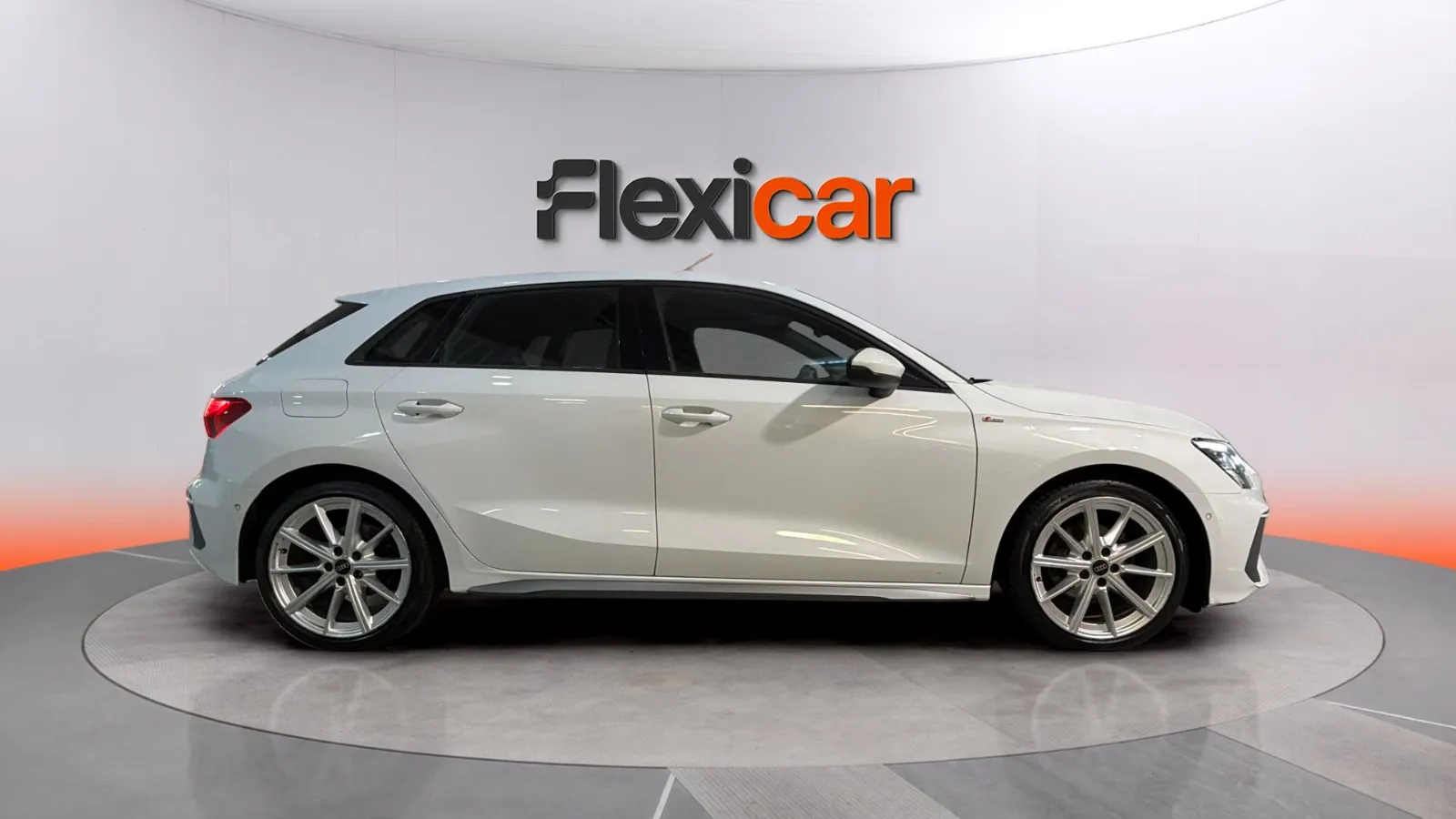 Audi A3 Sportback 30 TDI S tronic - foto 2