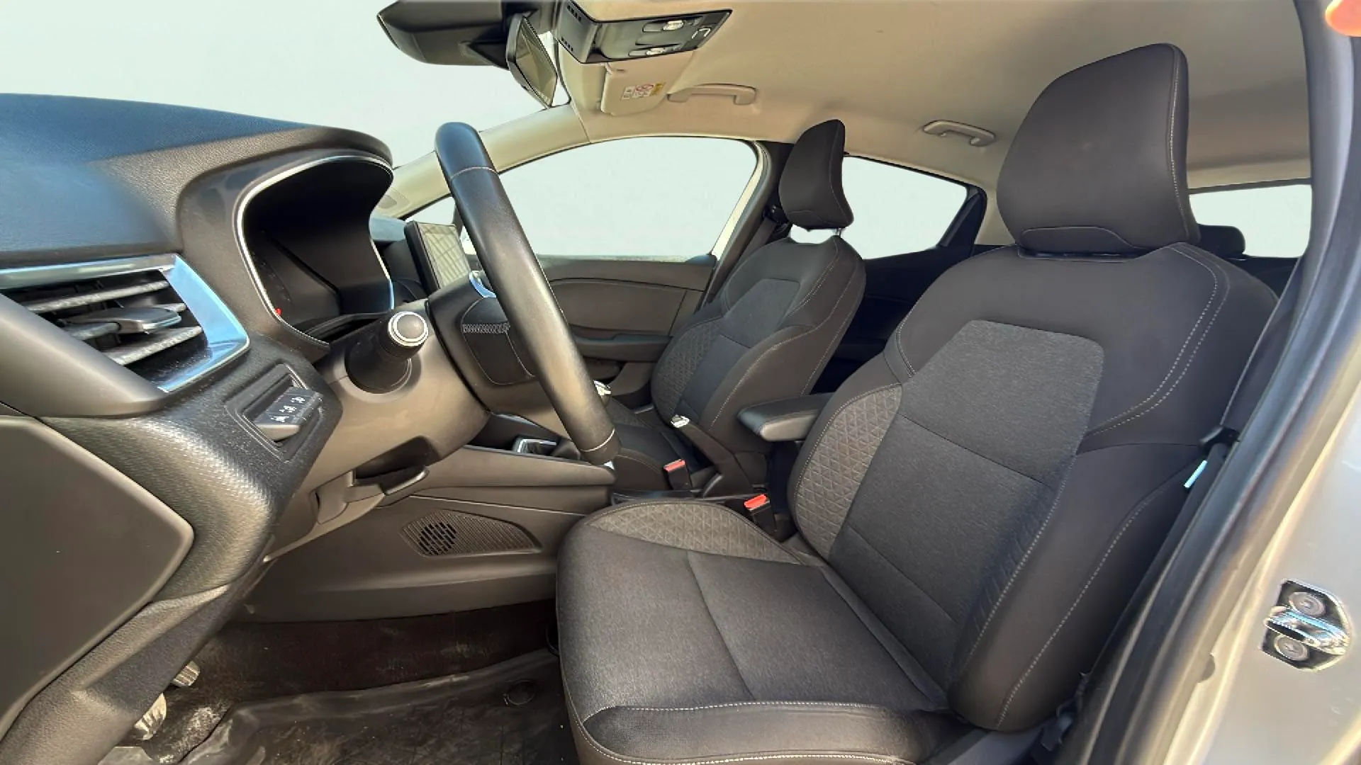 Renault Clio Business TCe - foto 18