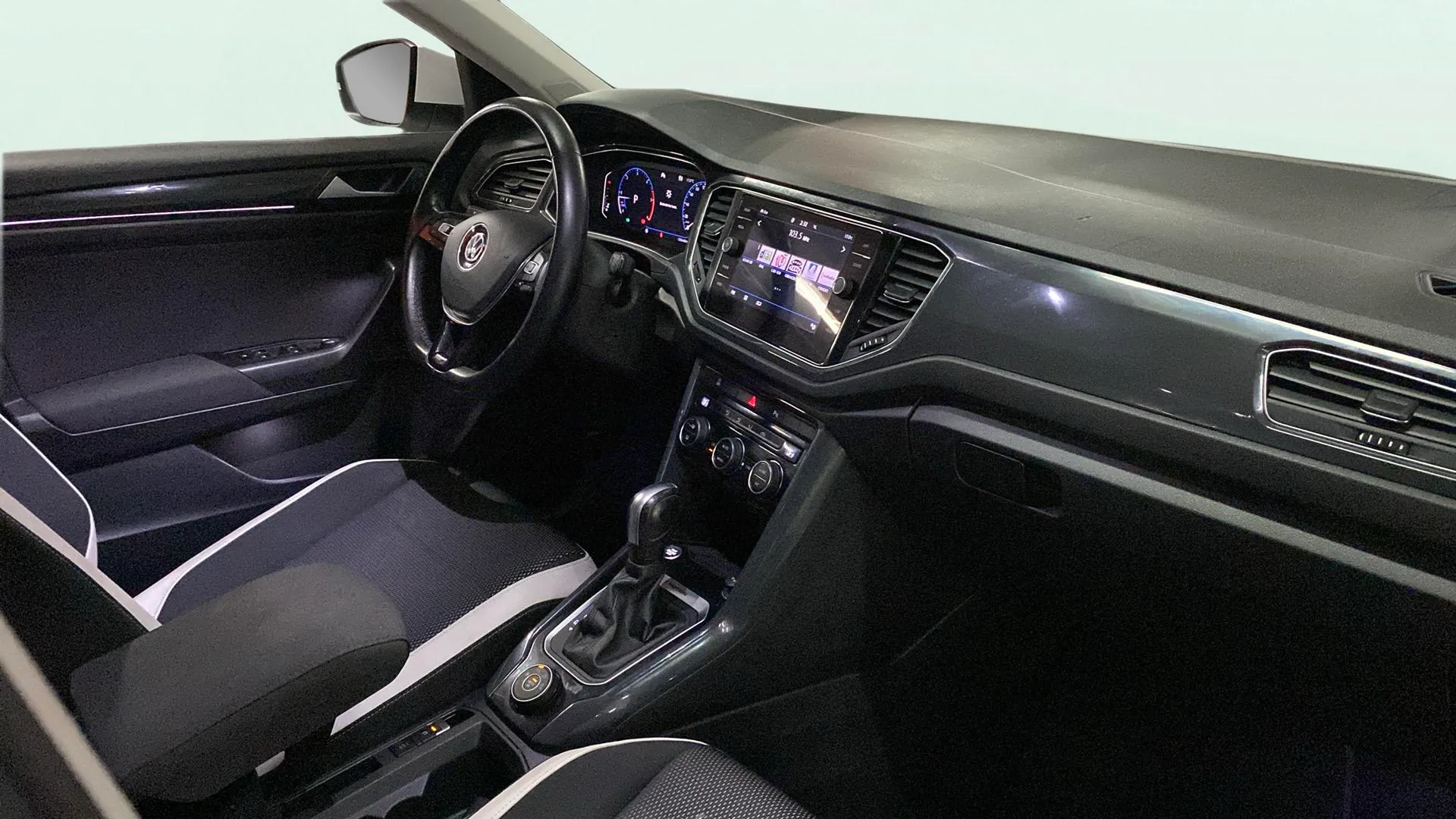 Volkswagen T-Roc Sport 2.0 TDI 4 Motion DSG - foto 11