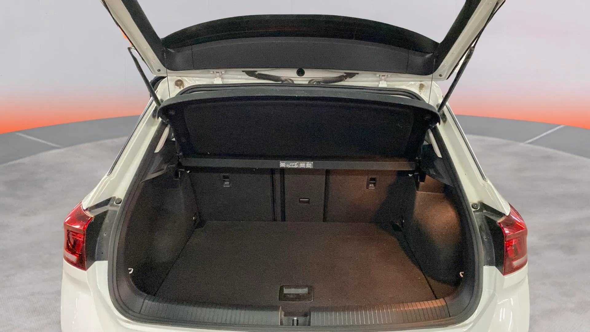 Volkswagen T-Roc Sport 2.0 TDI 4 Motion DSG - foto 9